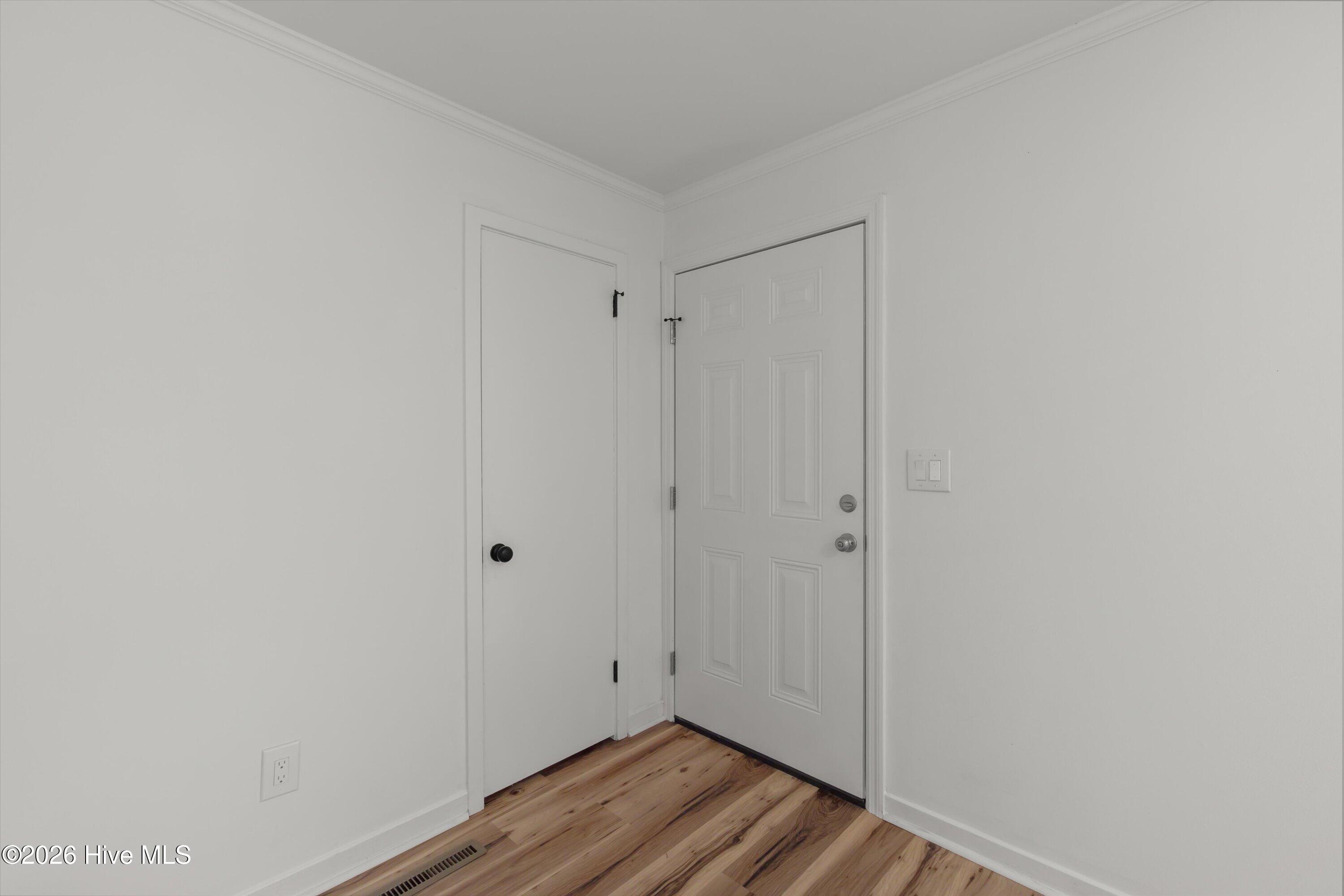 2429 Young Drive Property Photo 9