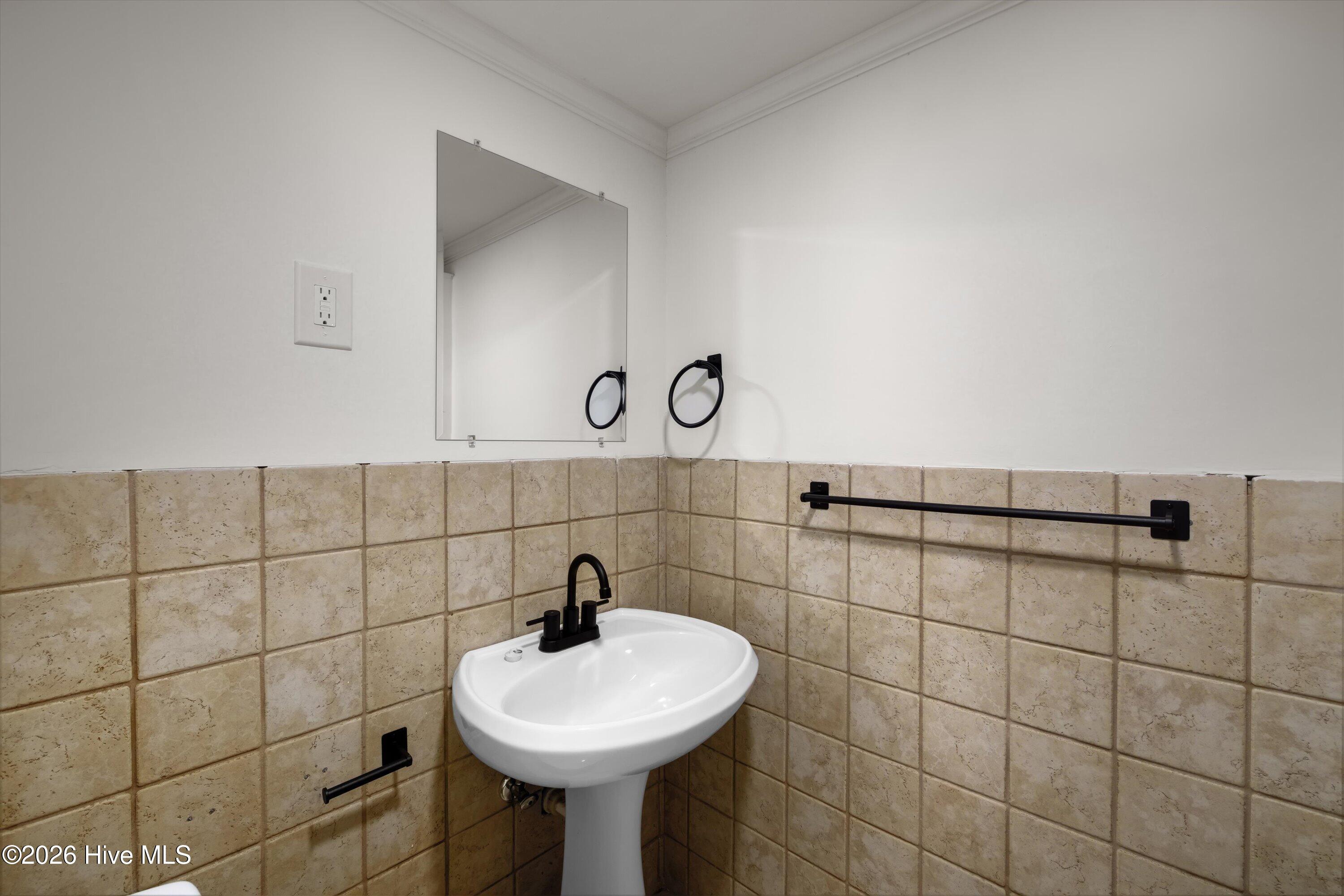 2429 Young Drive Property Photo 23