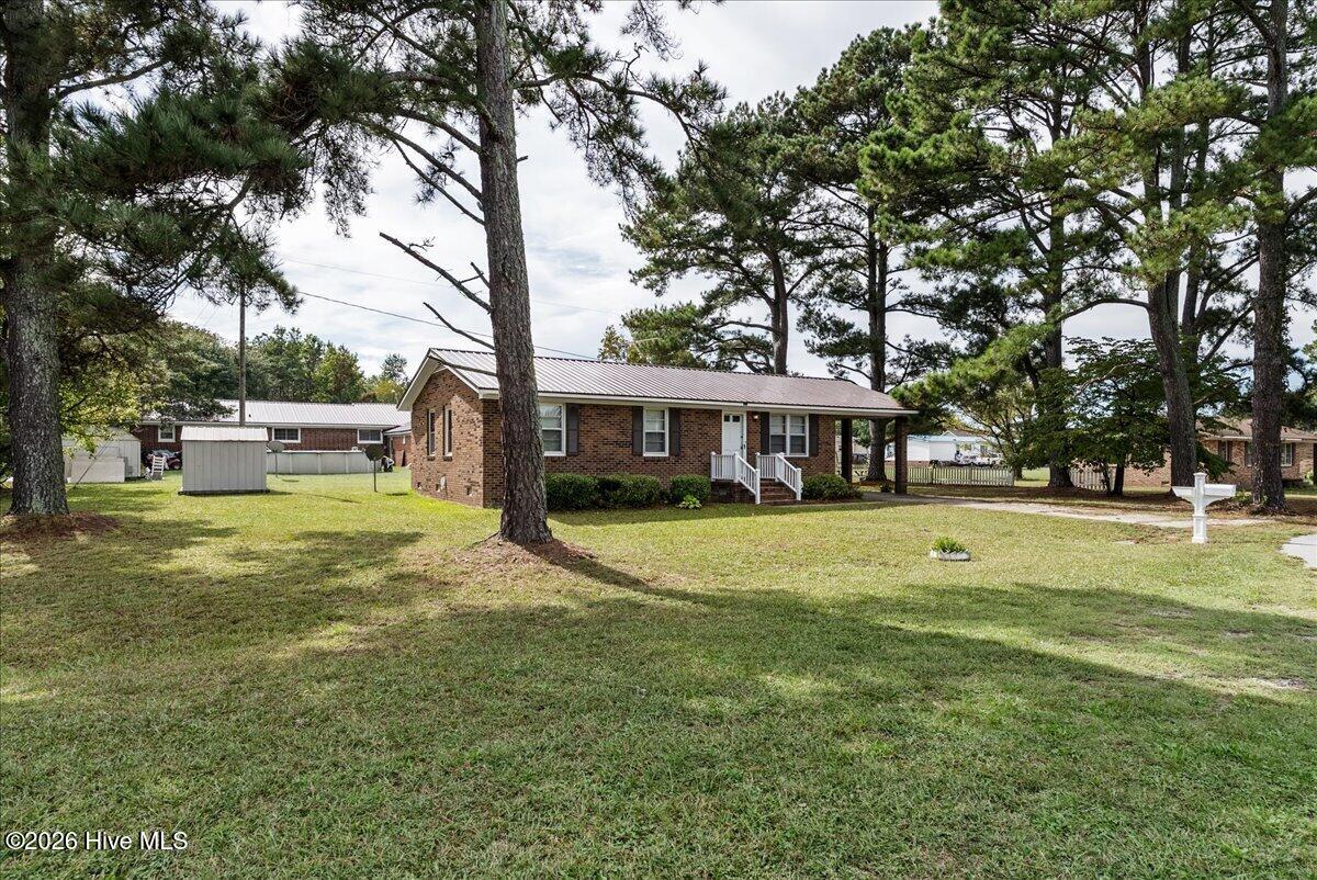207 Thomas Street Property Photo 2