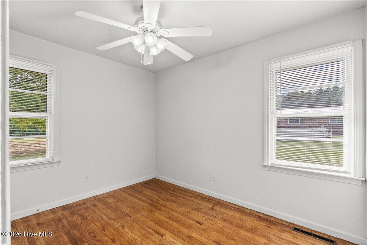 207 Thomas Street Property Photo 18