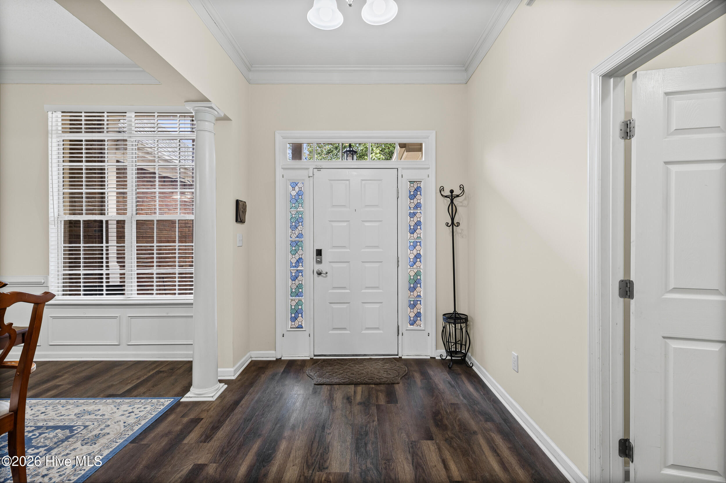 4998 Sussex Drive Property Photo 4