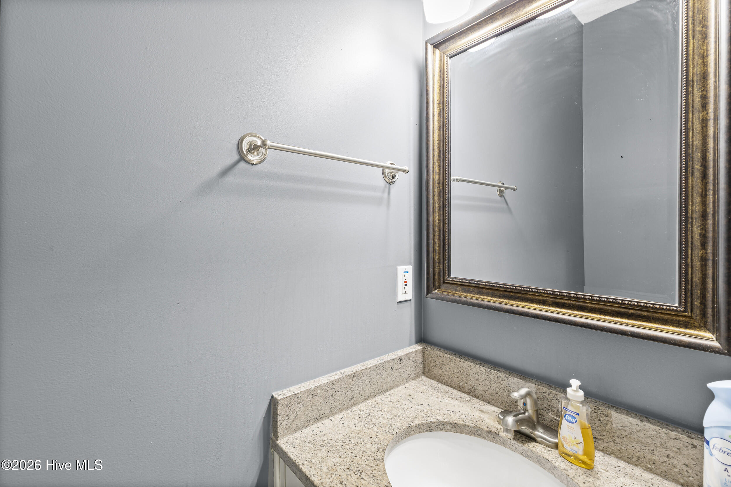4998 Sussex Drive Property Photo 23
