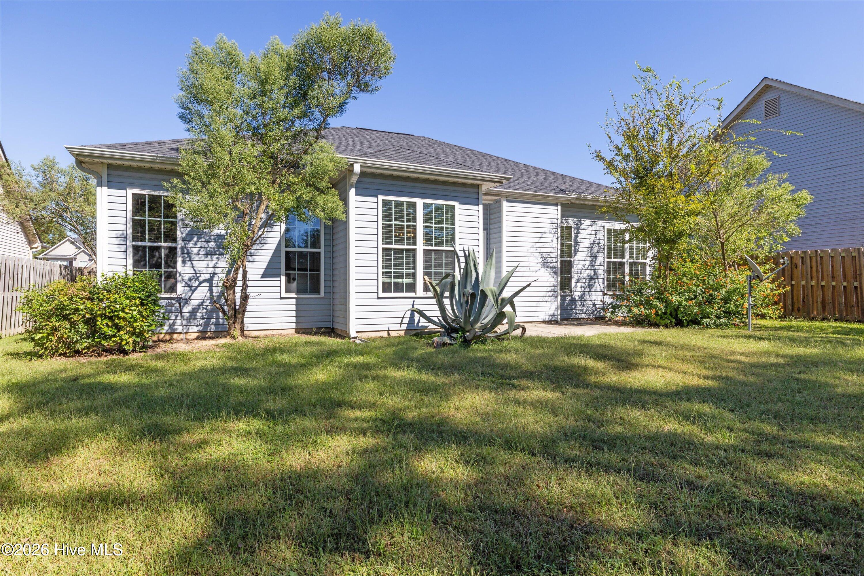 813 Oshields Court Property Photo 40