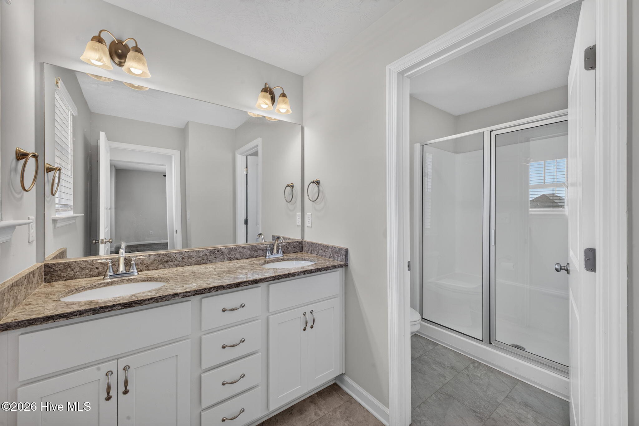 605 Hampton Drive Property Photo 19