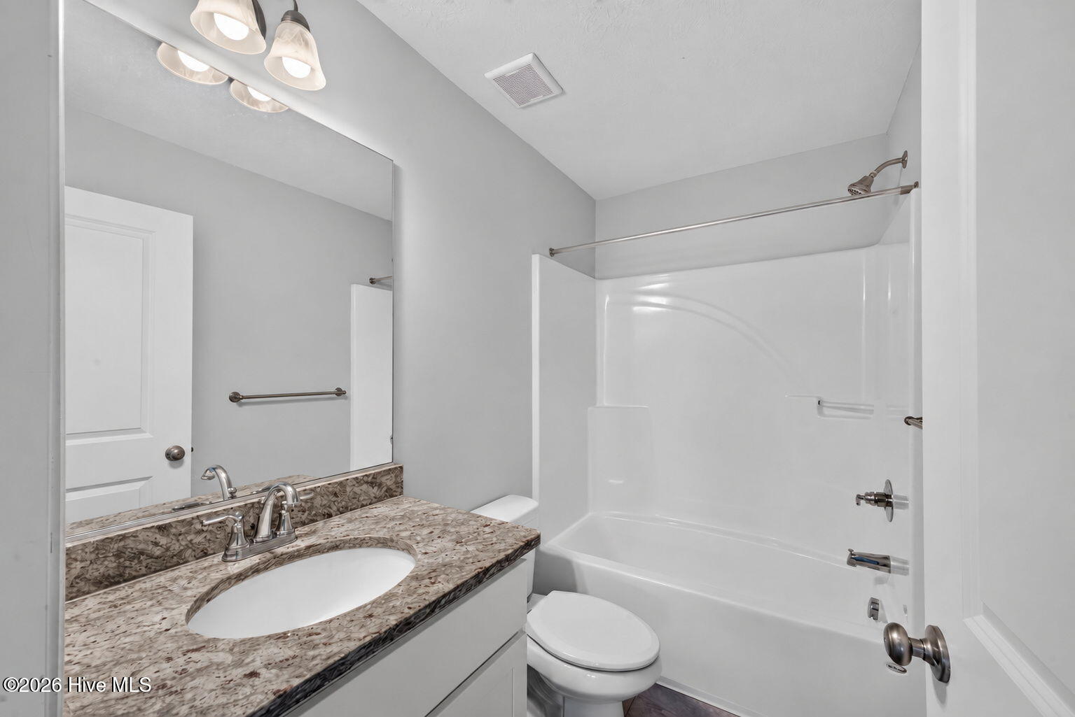 605 Hampton Drive Property Photo 22
