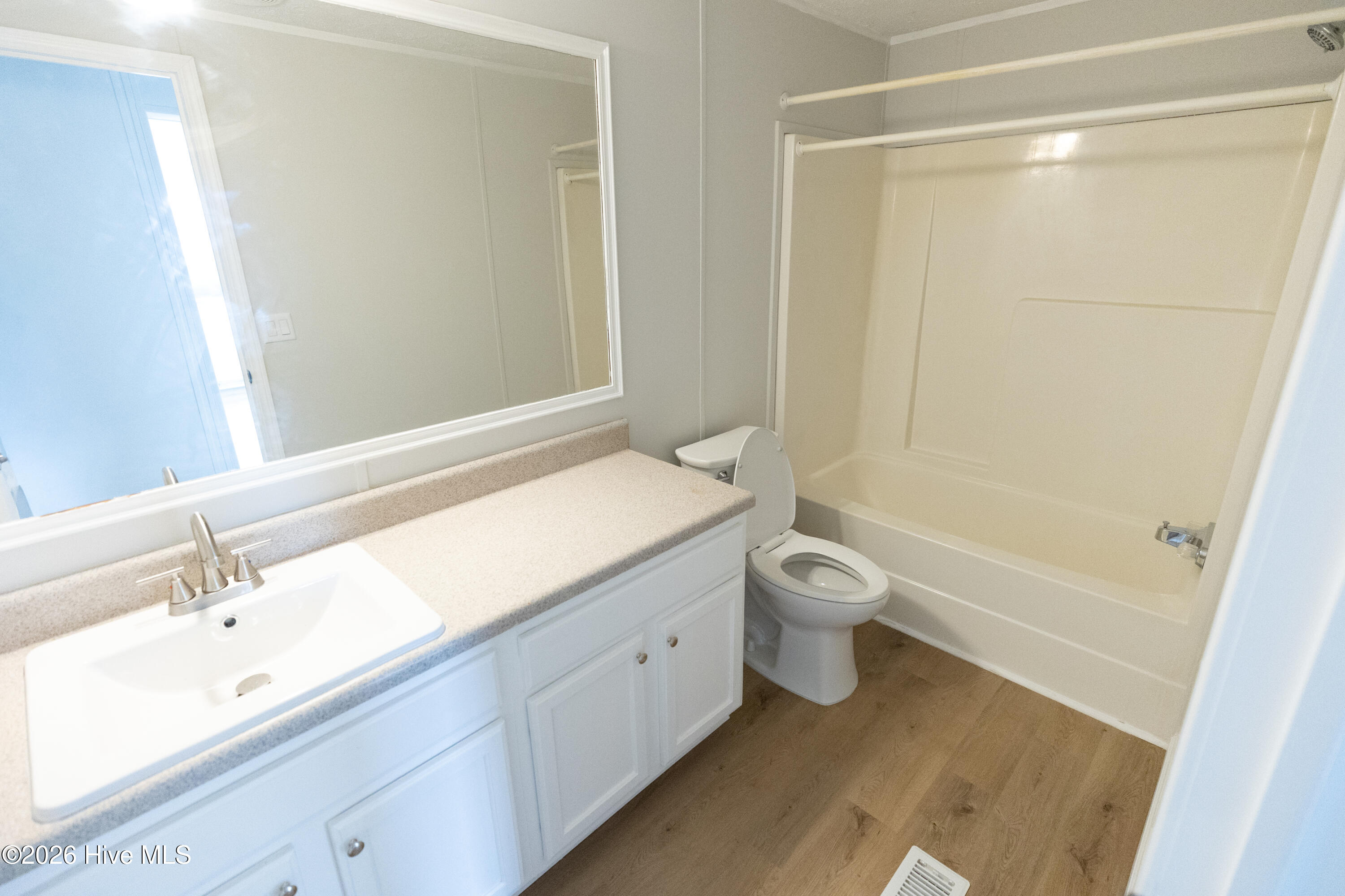 5105 Zulas Place S Property Photo 15