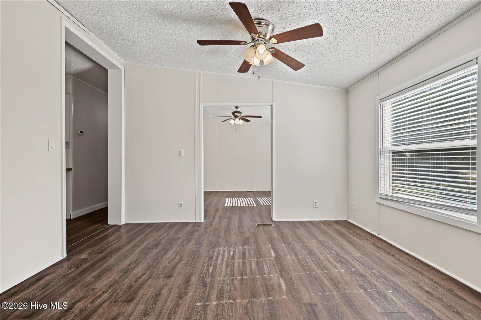 290 Crooked Creek Drive Property Photo 12