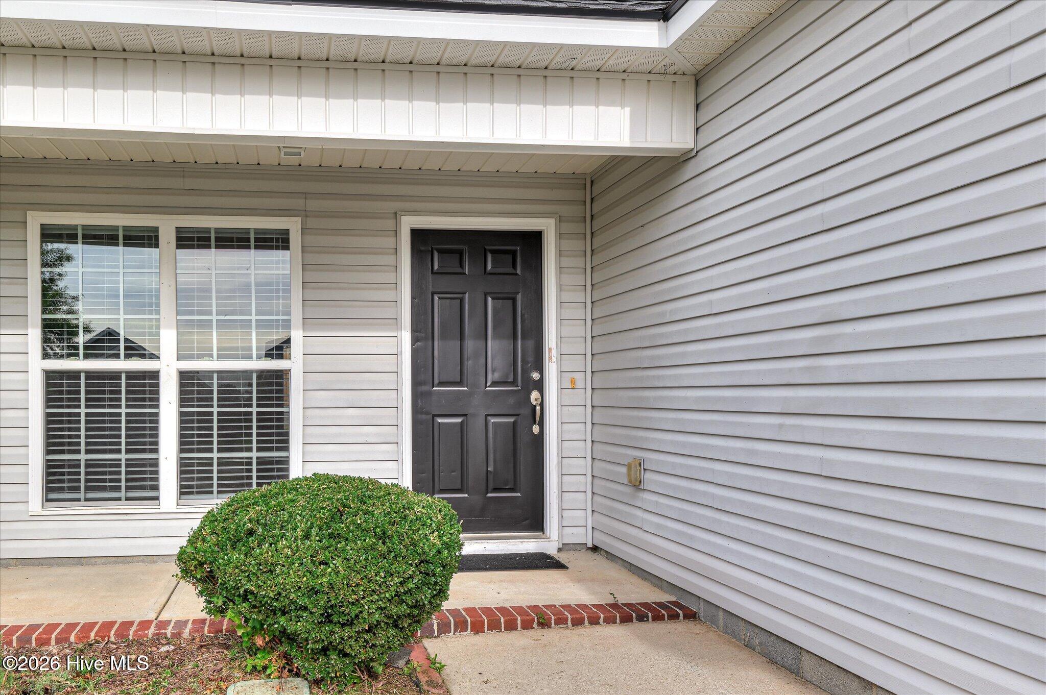 613 Dunrobin Lane Property Photo 6