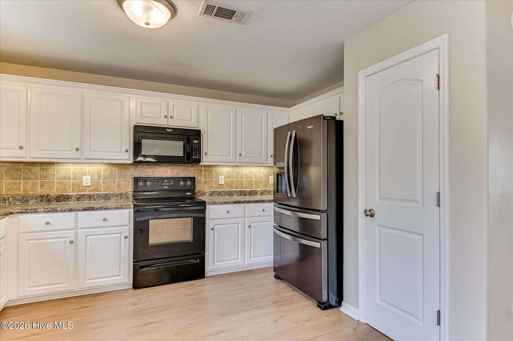 613 Dunrobin Lane Property Photo 14
