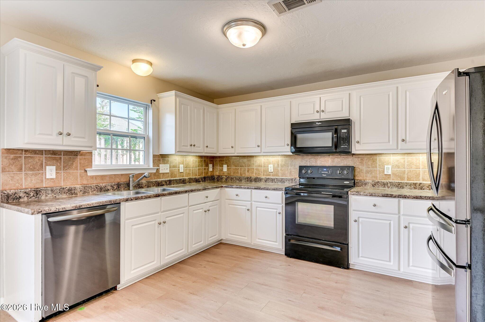 613 Dunrobin Lane Property Photo 15