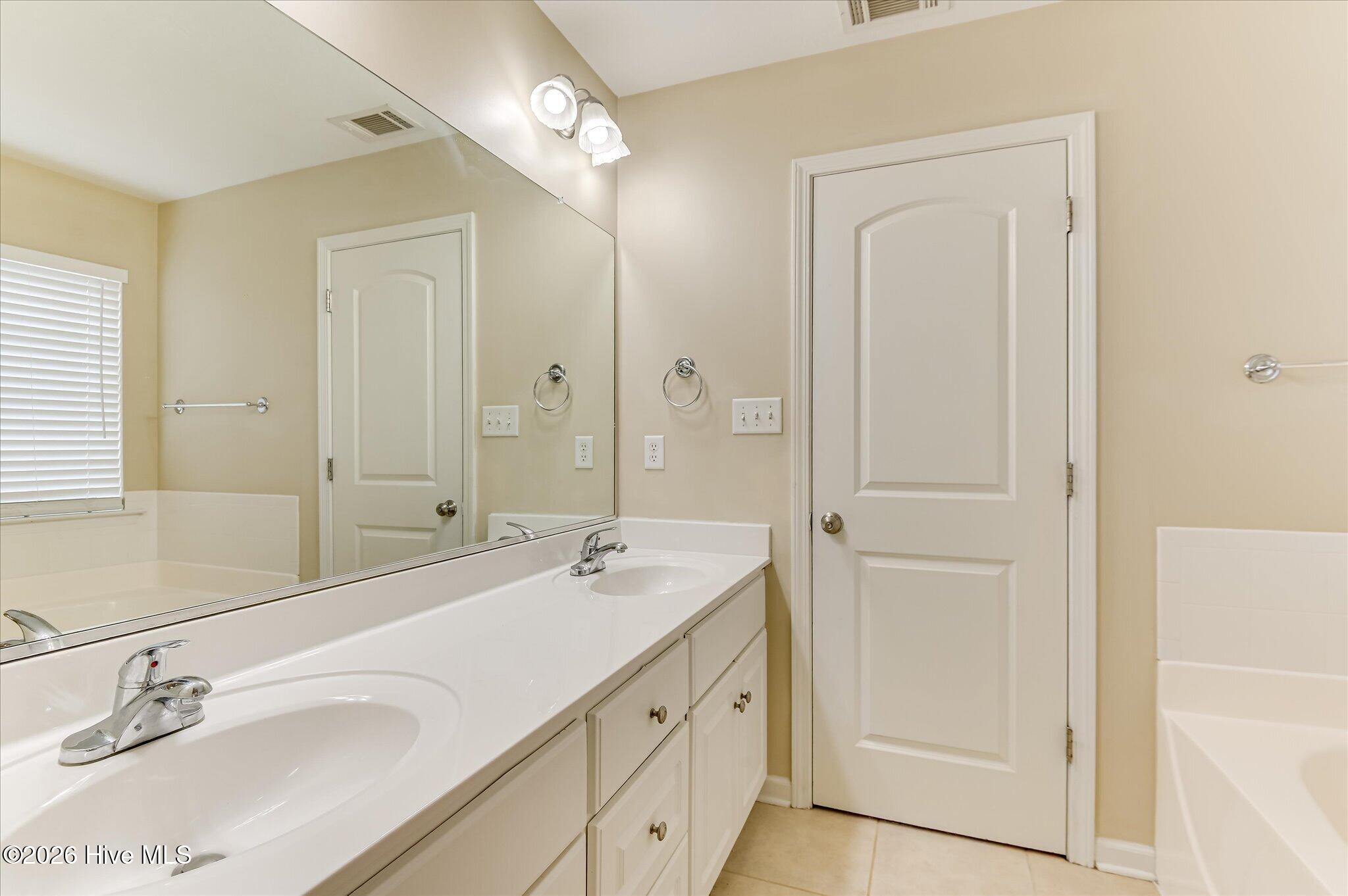 613 Dunrobin Lane Property Photo 26