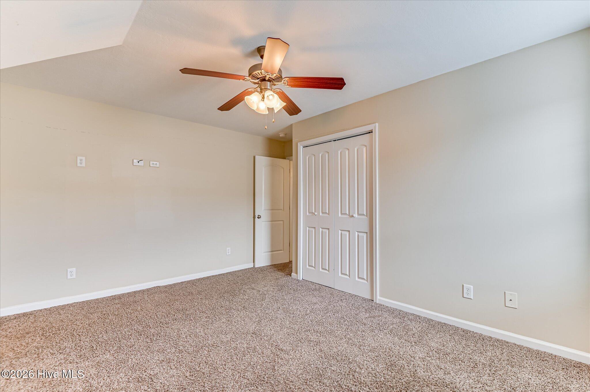 613 Dunrobin Lane Property Photo 40