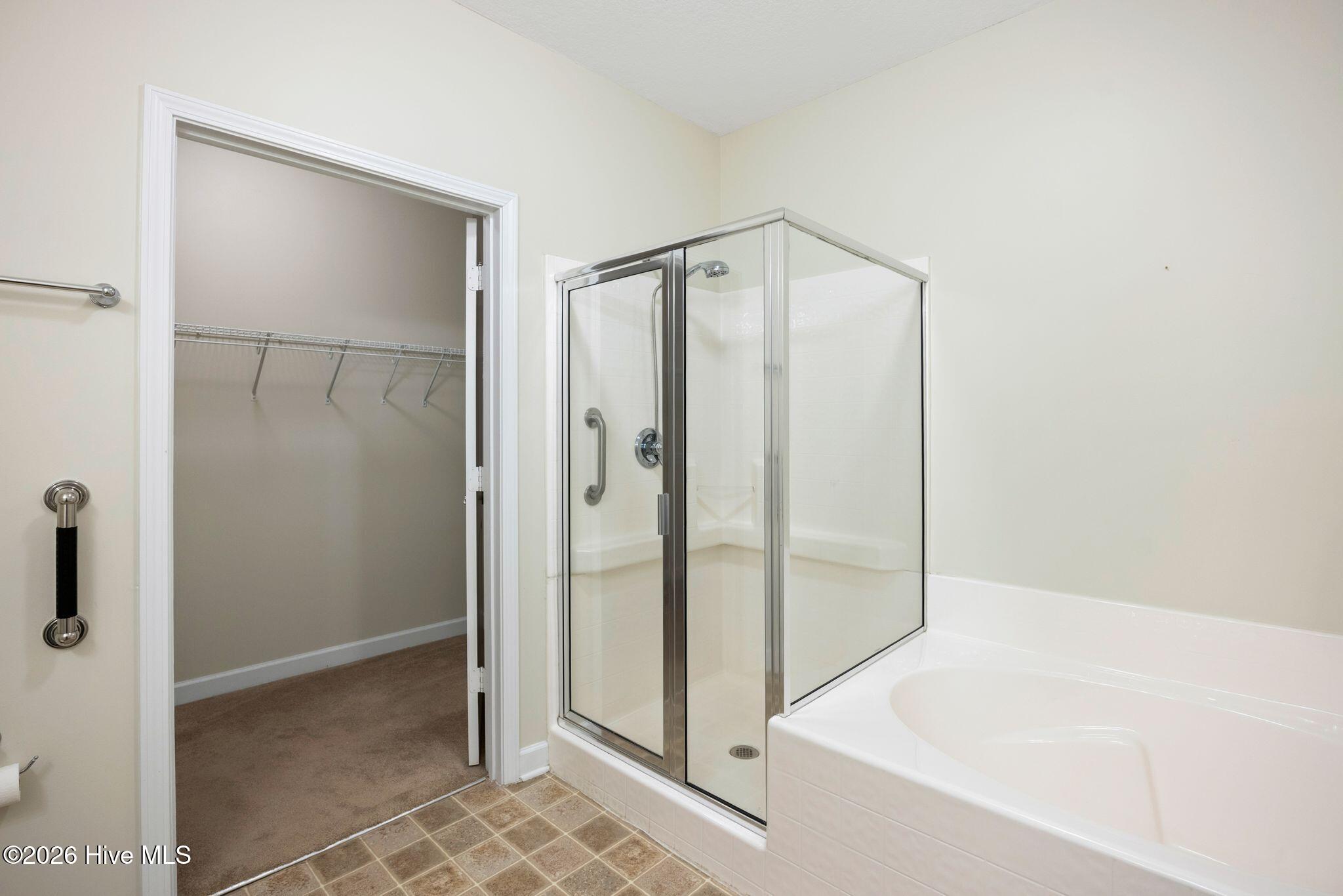 221 Woodlands Way Unit 17 Property Photo 17