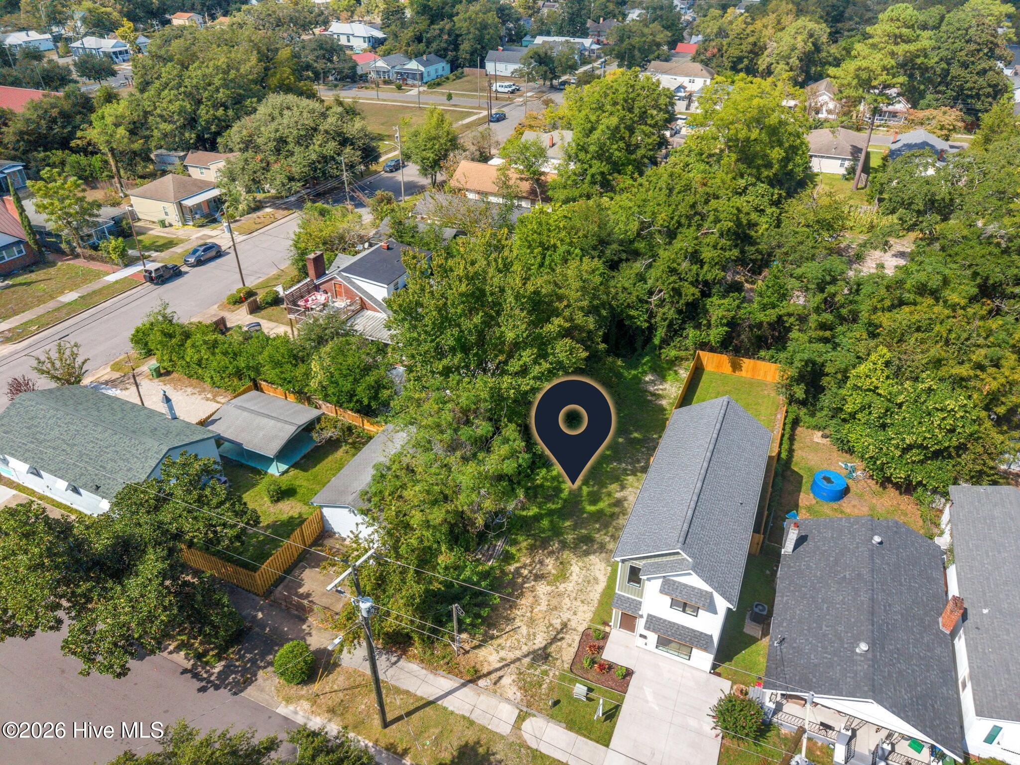 605 Marstellar Street Property Photo 5