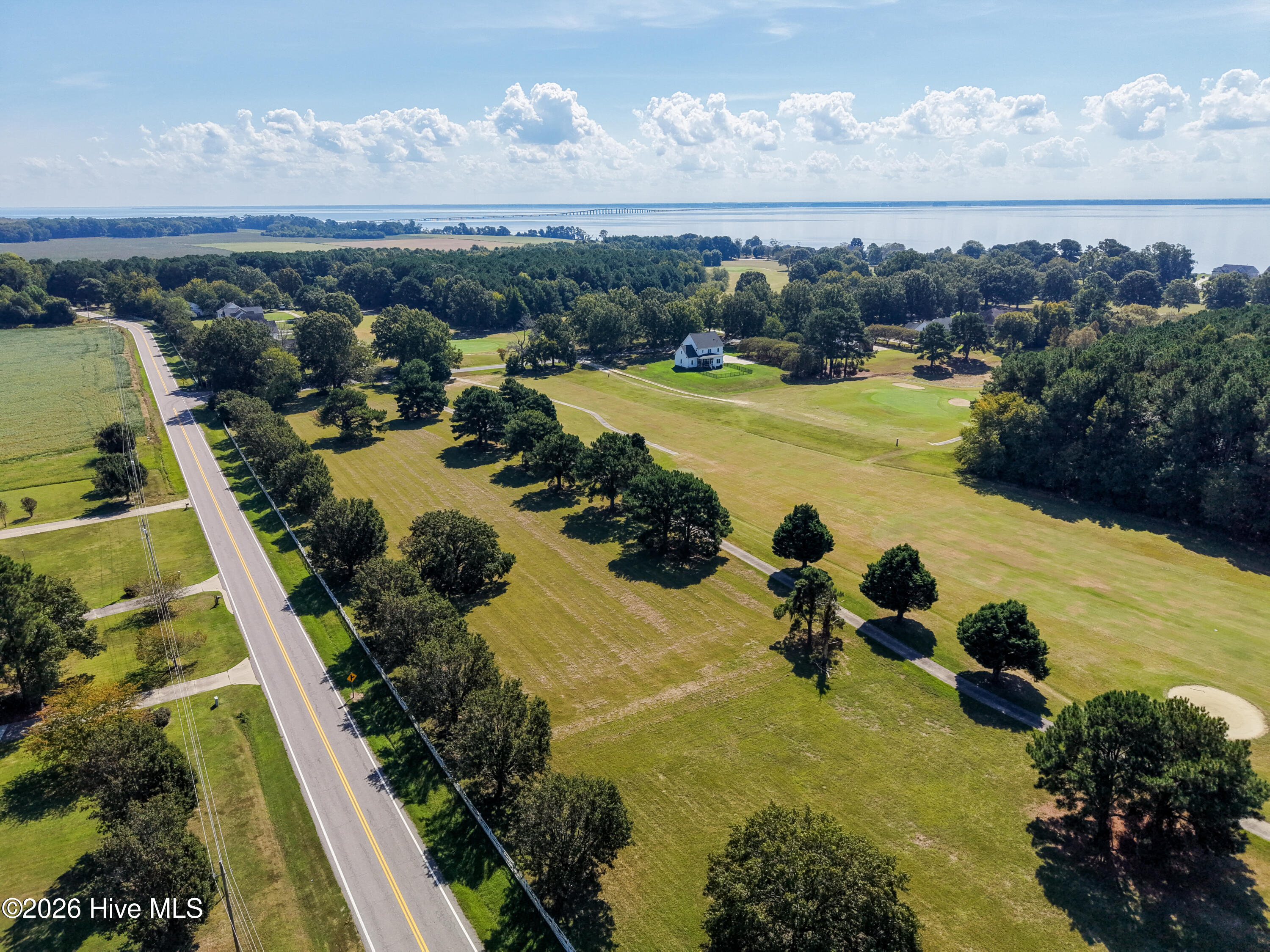 1040 Soundside Road Property Photo 6