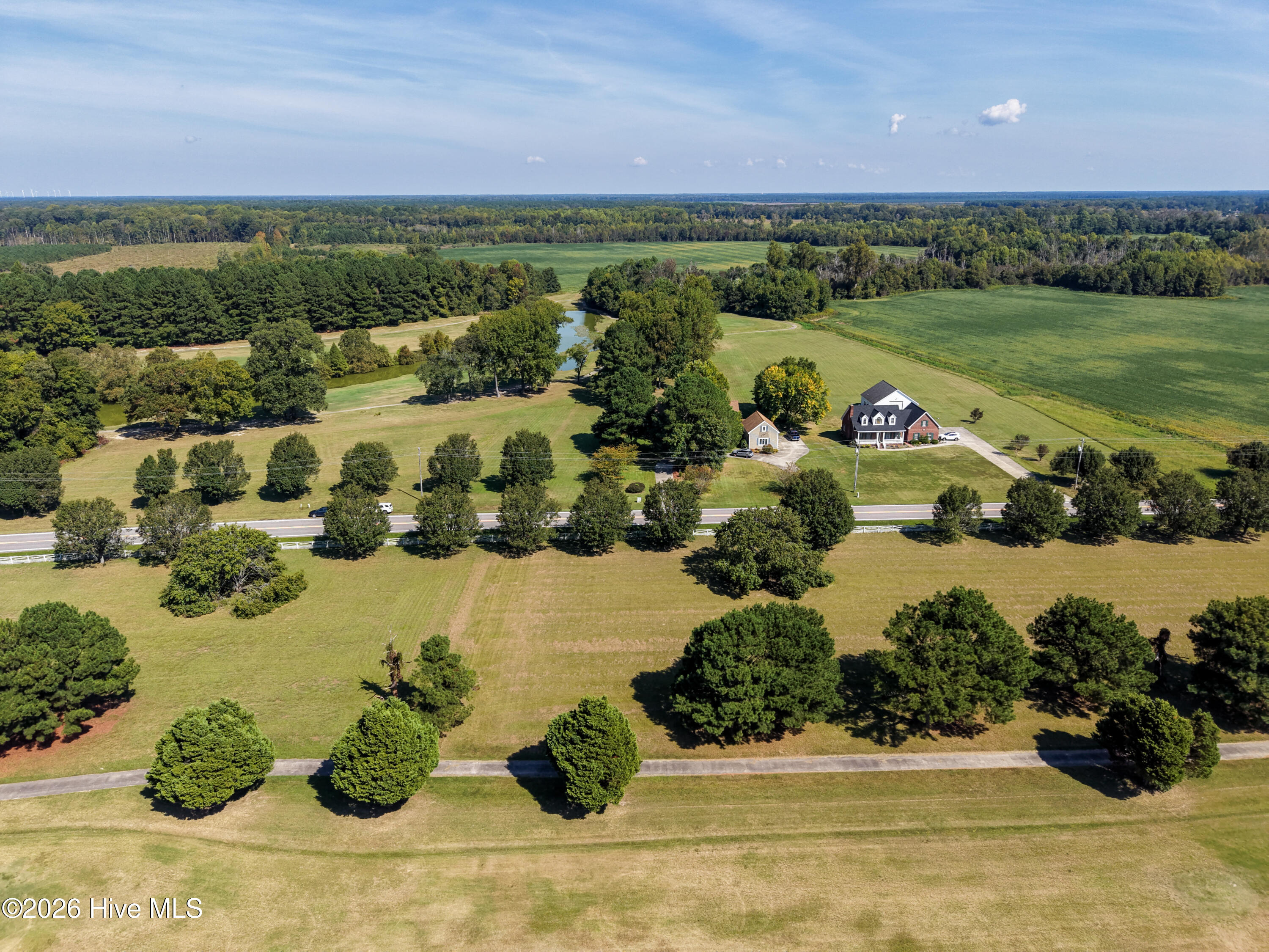 1040 Soundside Road Property Photo 8