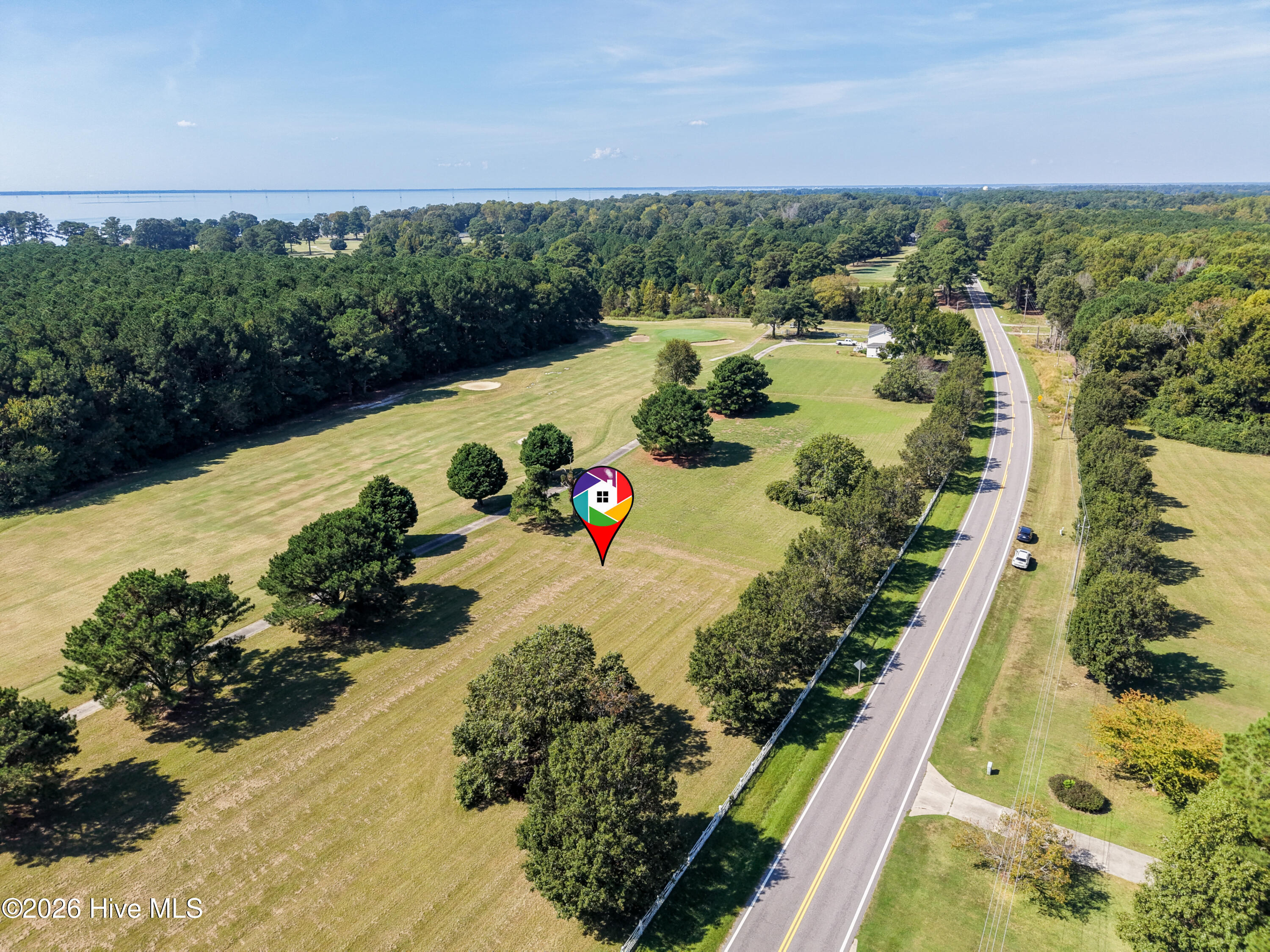 1040 Soundside Road Property Photo 9