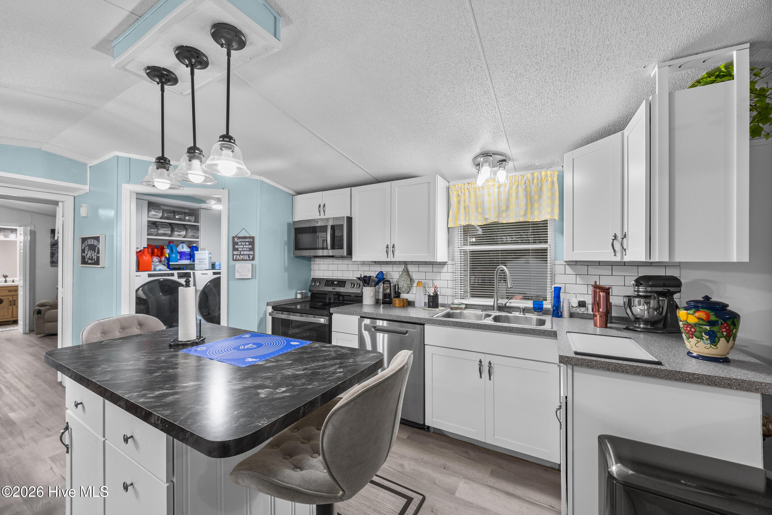 721 Blue Sail Drive Se Property Photo 18