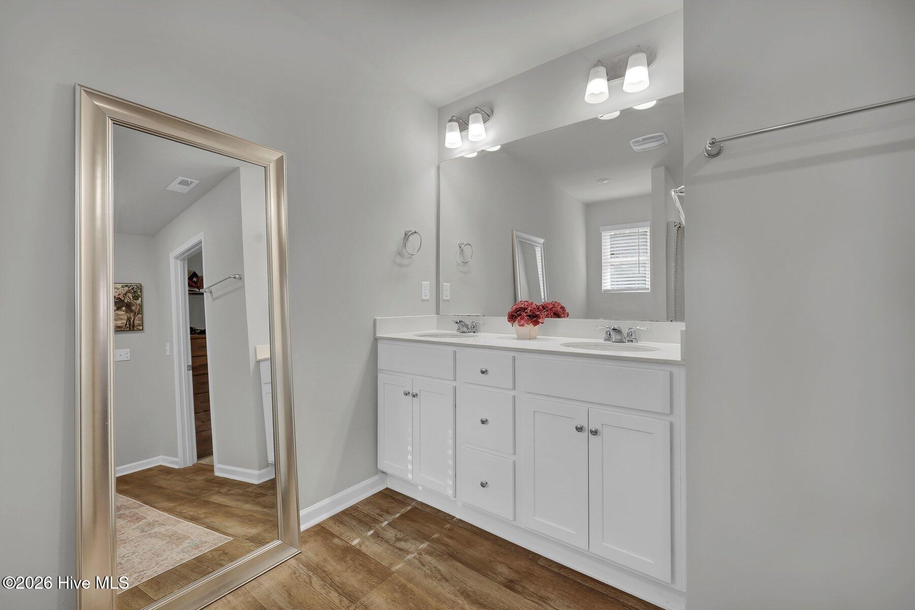 5260 Soy Bean Drive Ne Property Photo 12