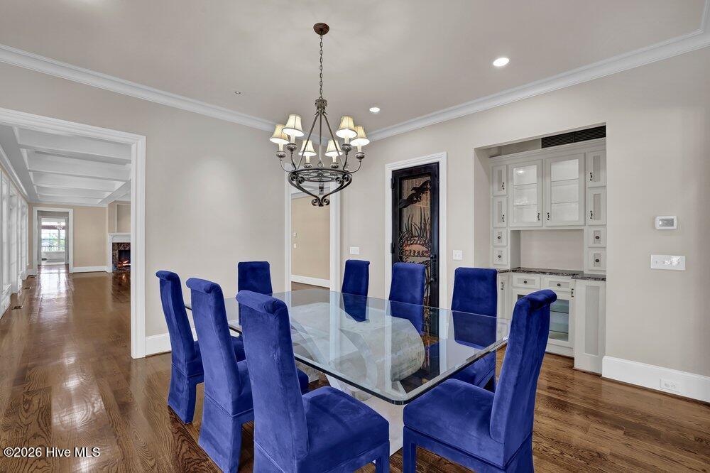 8660 River Road Property Photo 20