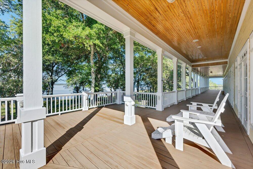 8660 River Road Property Photo 24