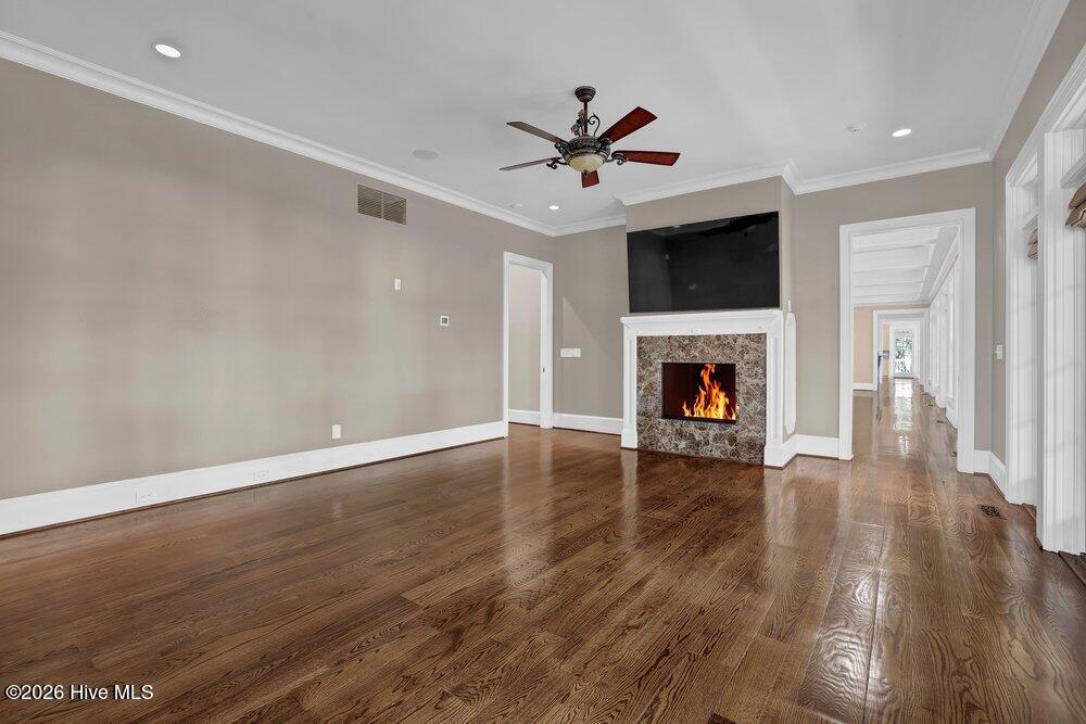 8660 River Road Property Photo 34