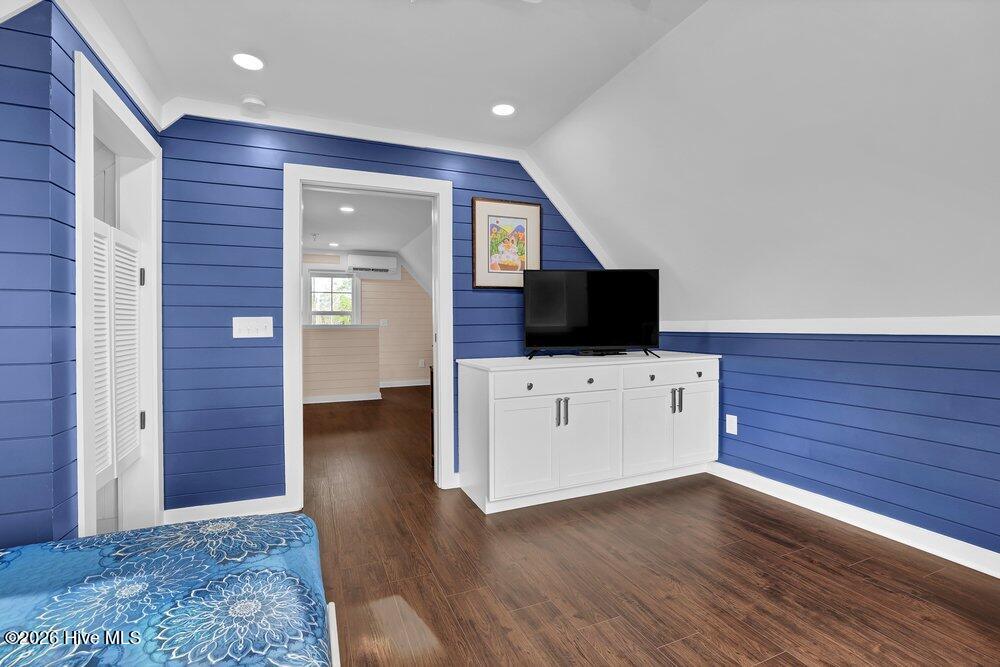 8660 River Road Property Photo 88