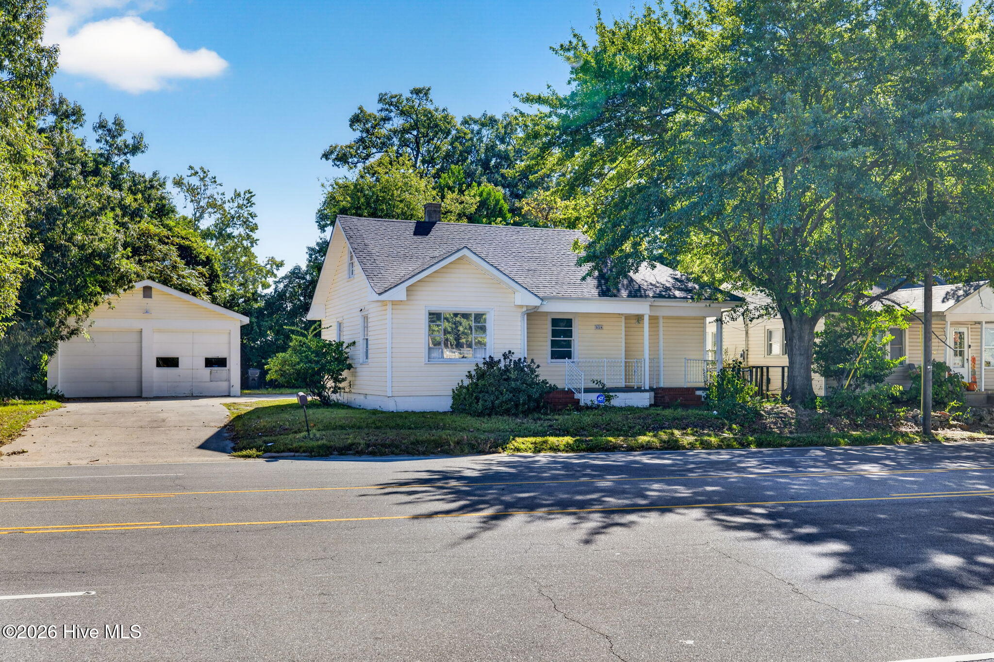 814 N Herman Street Property Photo 2