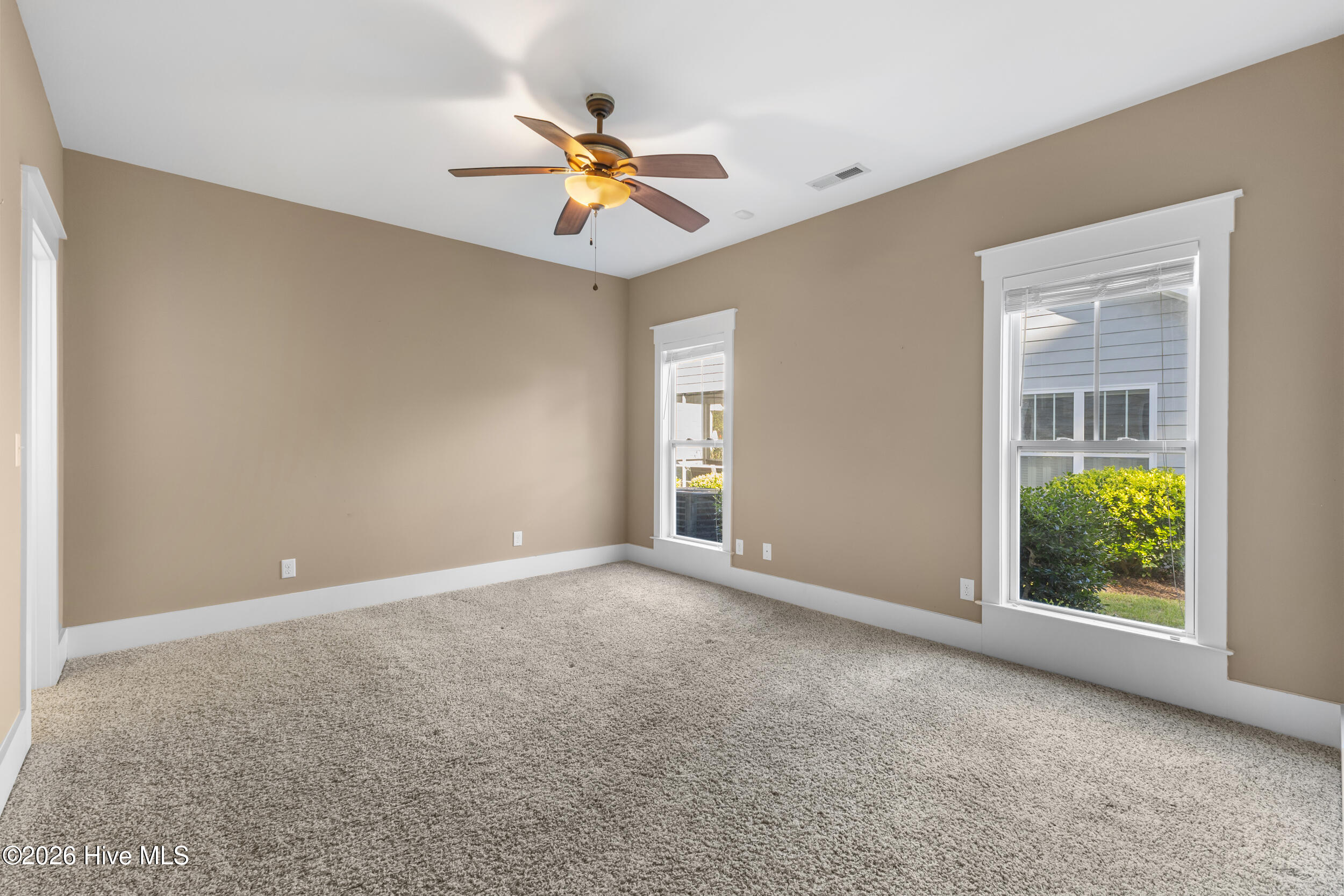 392 Shackleford Drive Property Photo 20