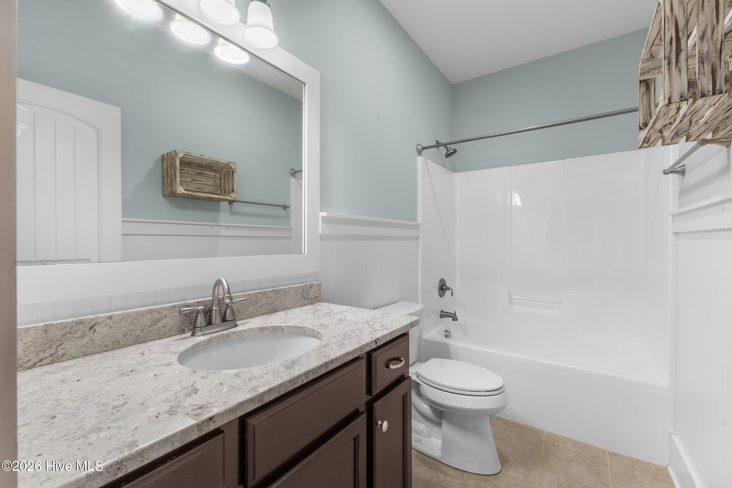 392 Shackleford Drive Property Photo 23