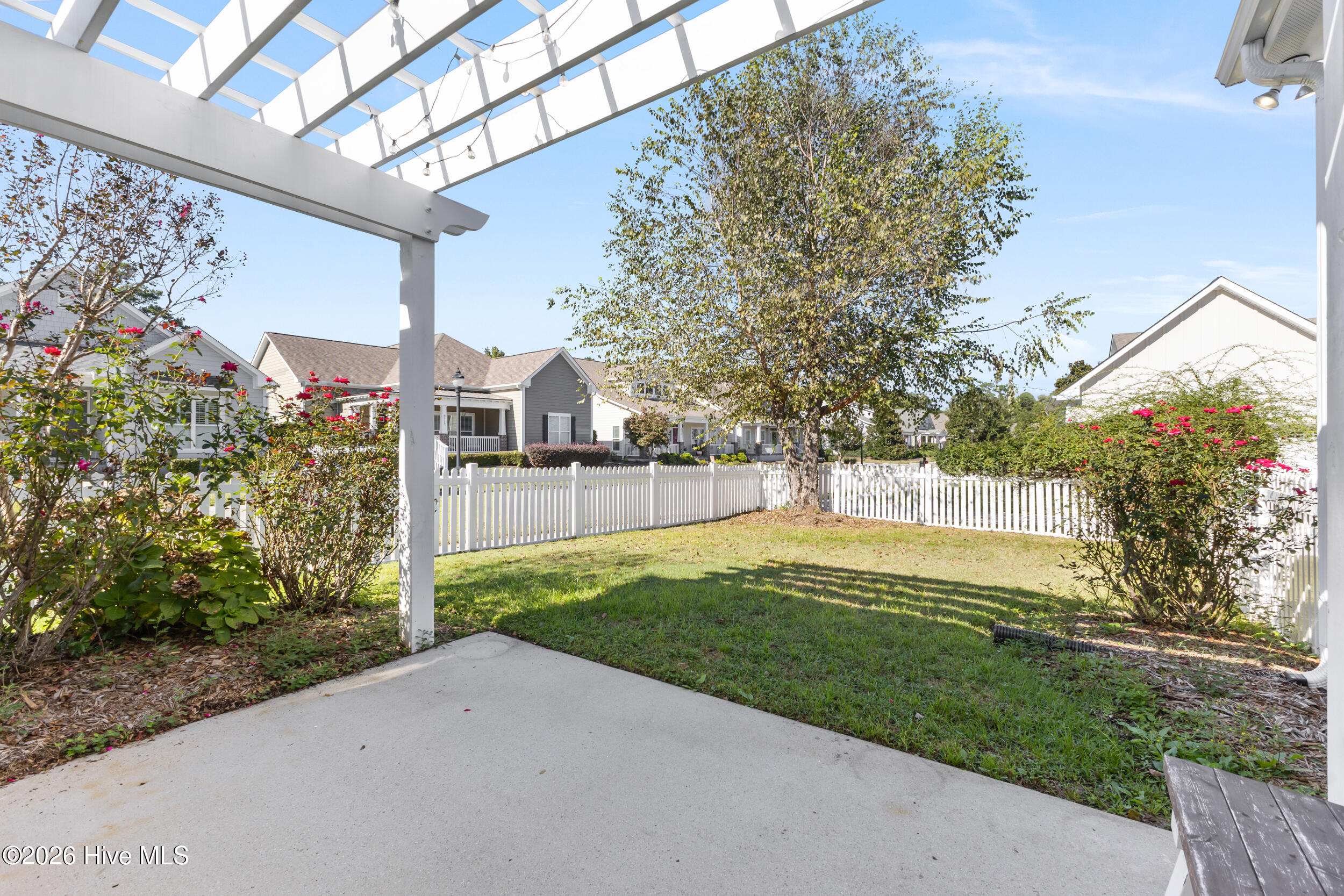 392 Shackleford Drive Property Photo 29