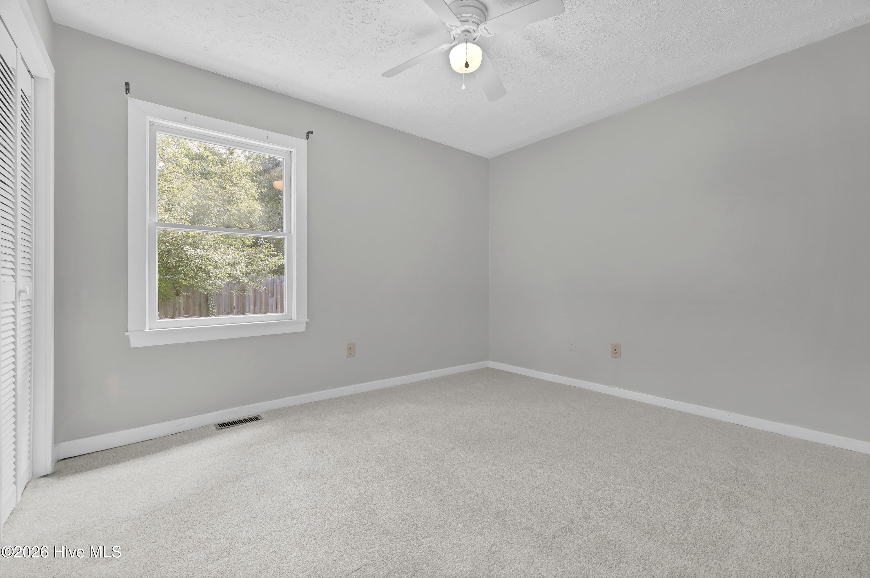 237 W Bedford Road Property Photo 14