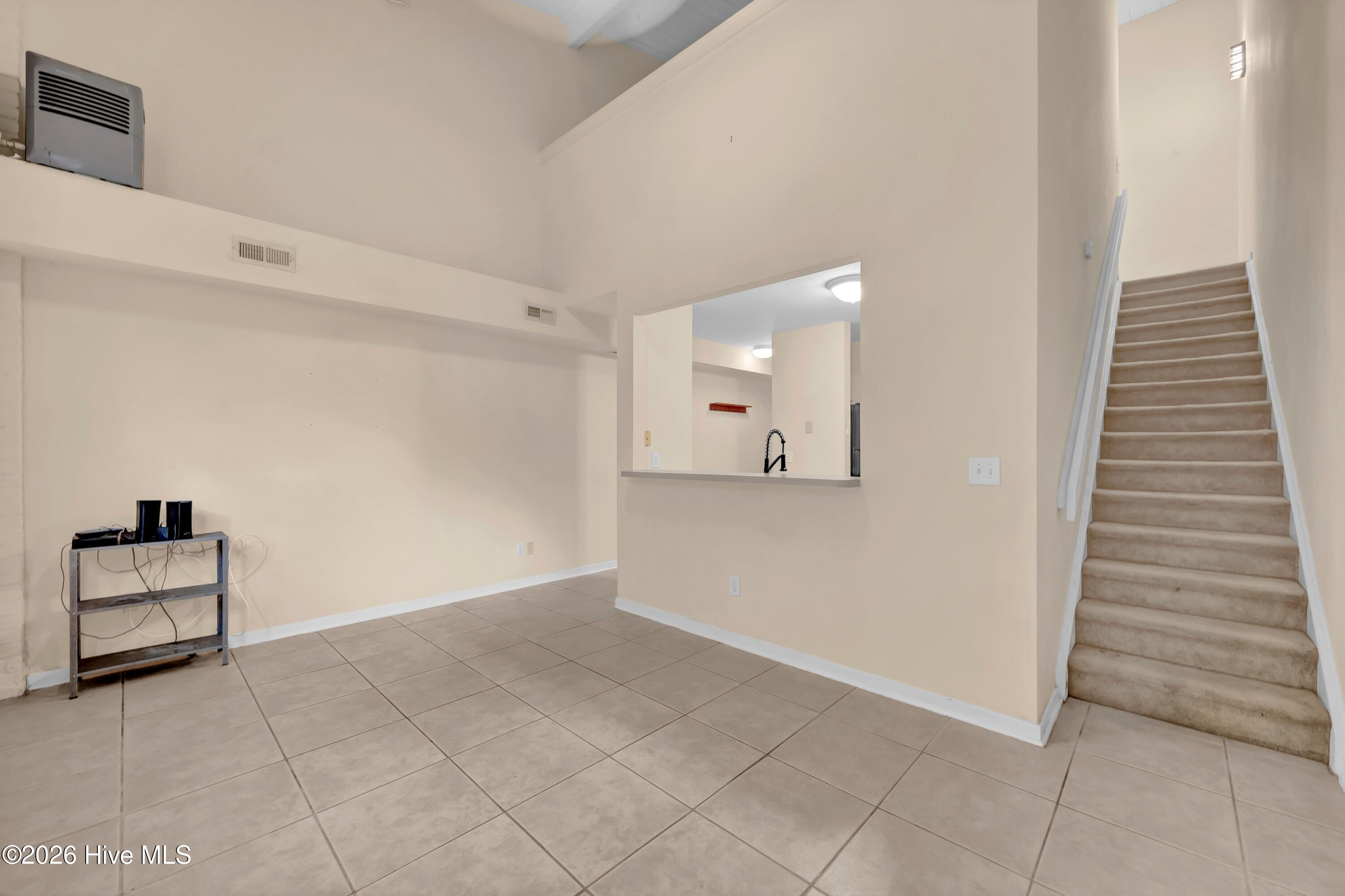311 N 2nd Street Apt H Property Photo 4