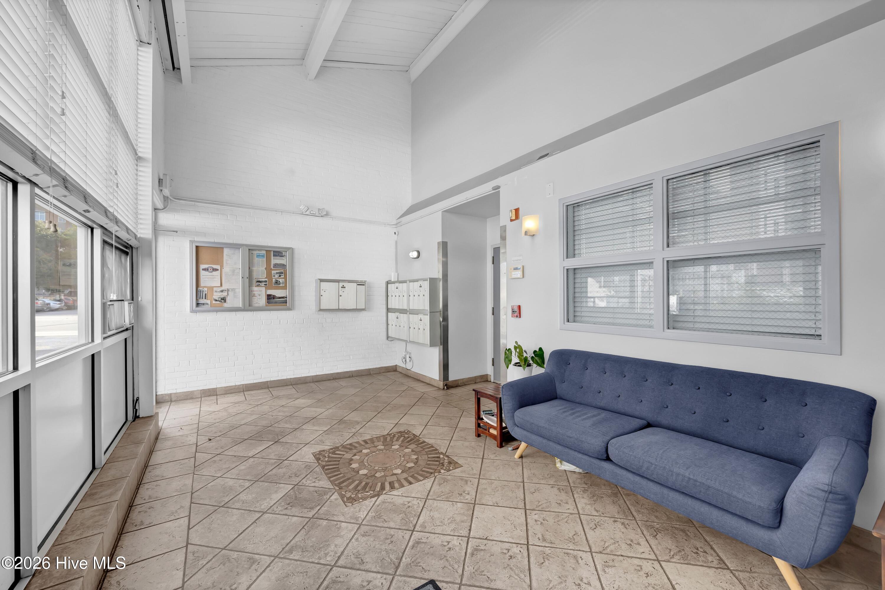 311 N 2nd Street Apt H Property Photo 22