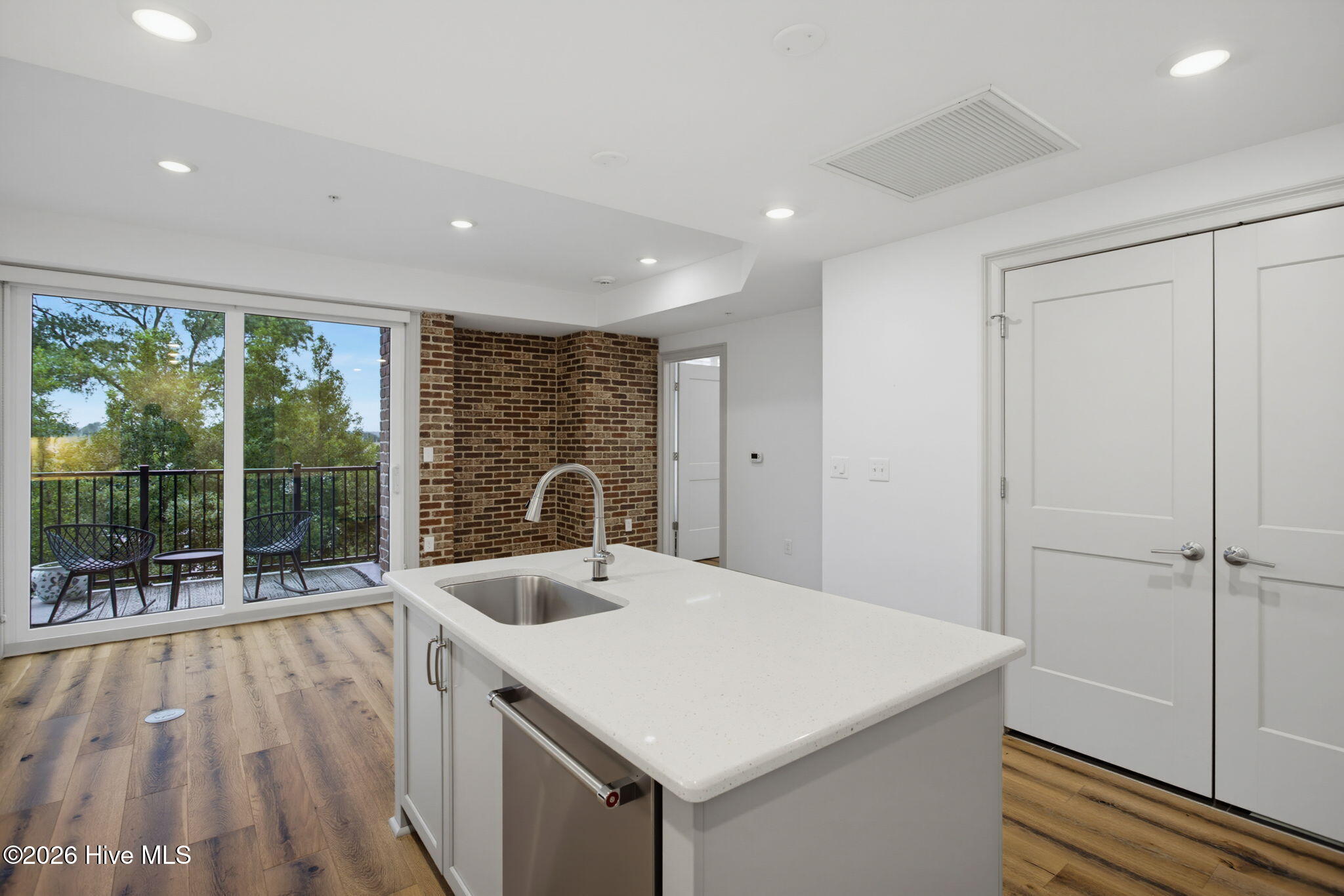 10 Grace Street Apt 303 Property Photo 8