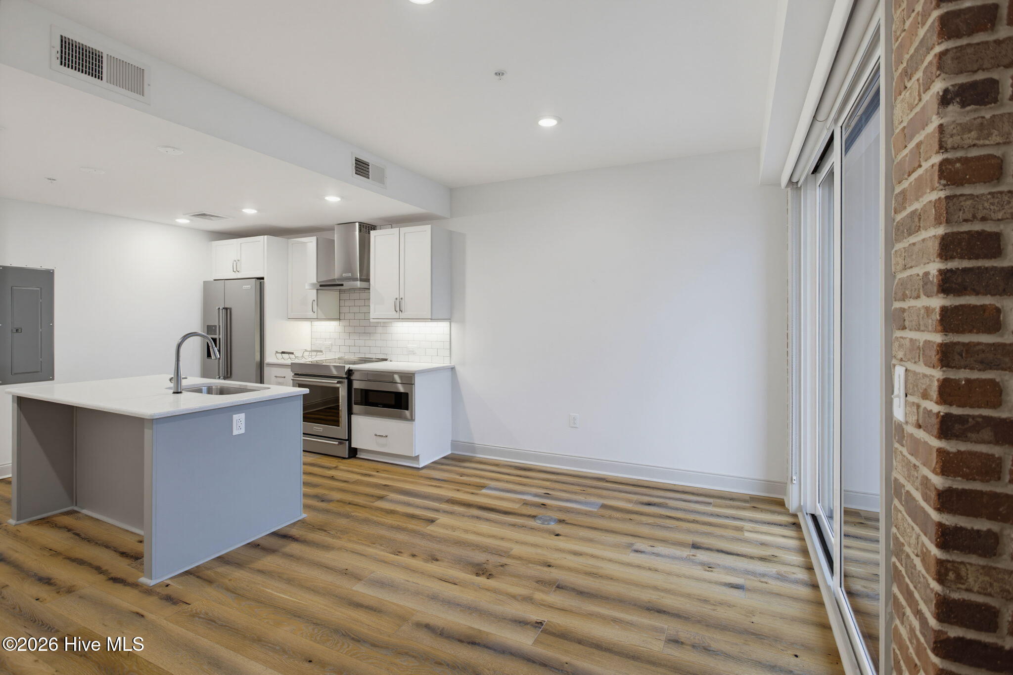 10 Grace Street Apt 303 Property Photo 14