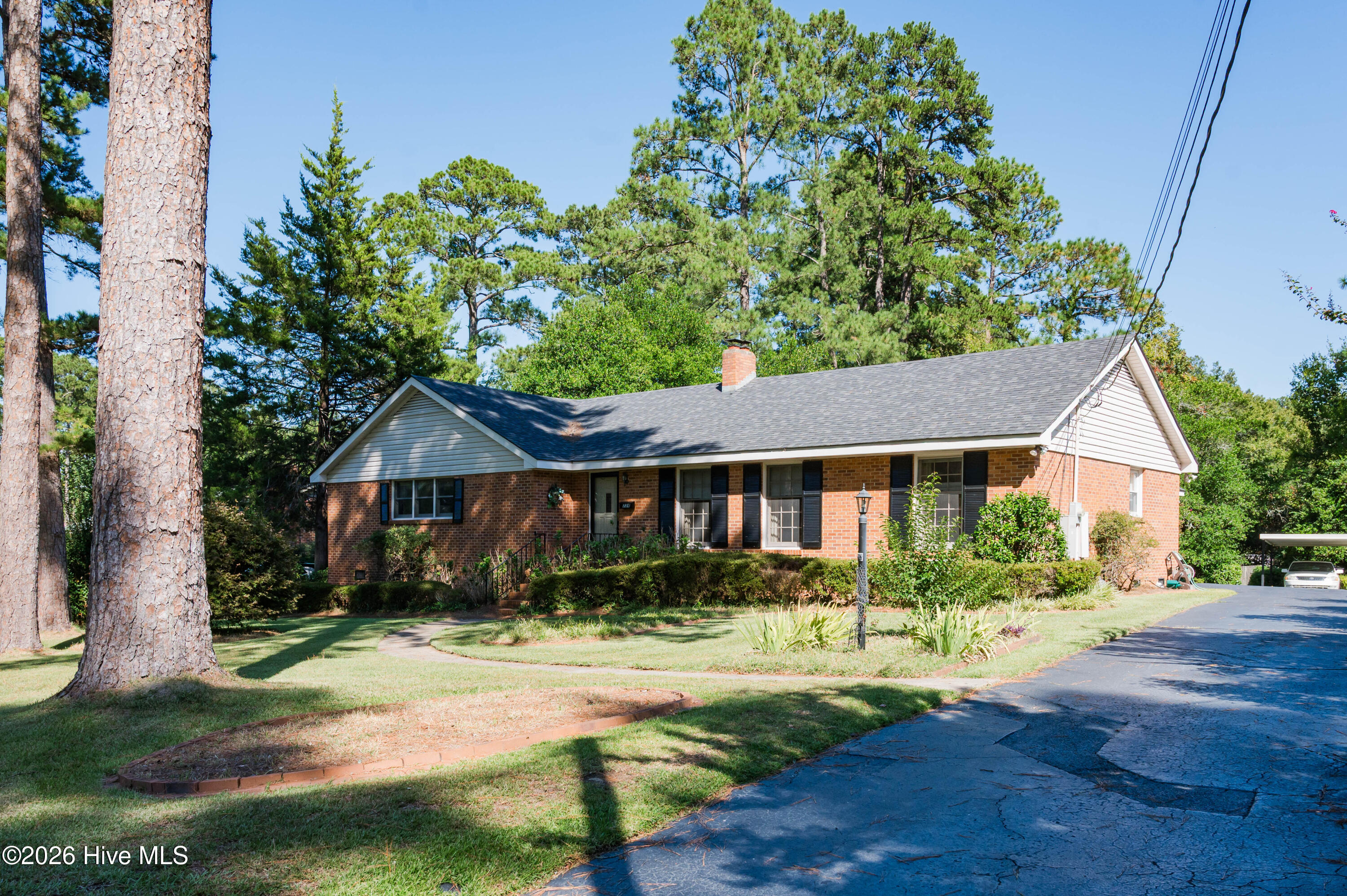 734 Cumberland Circle Property Photo 2