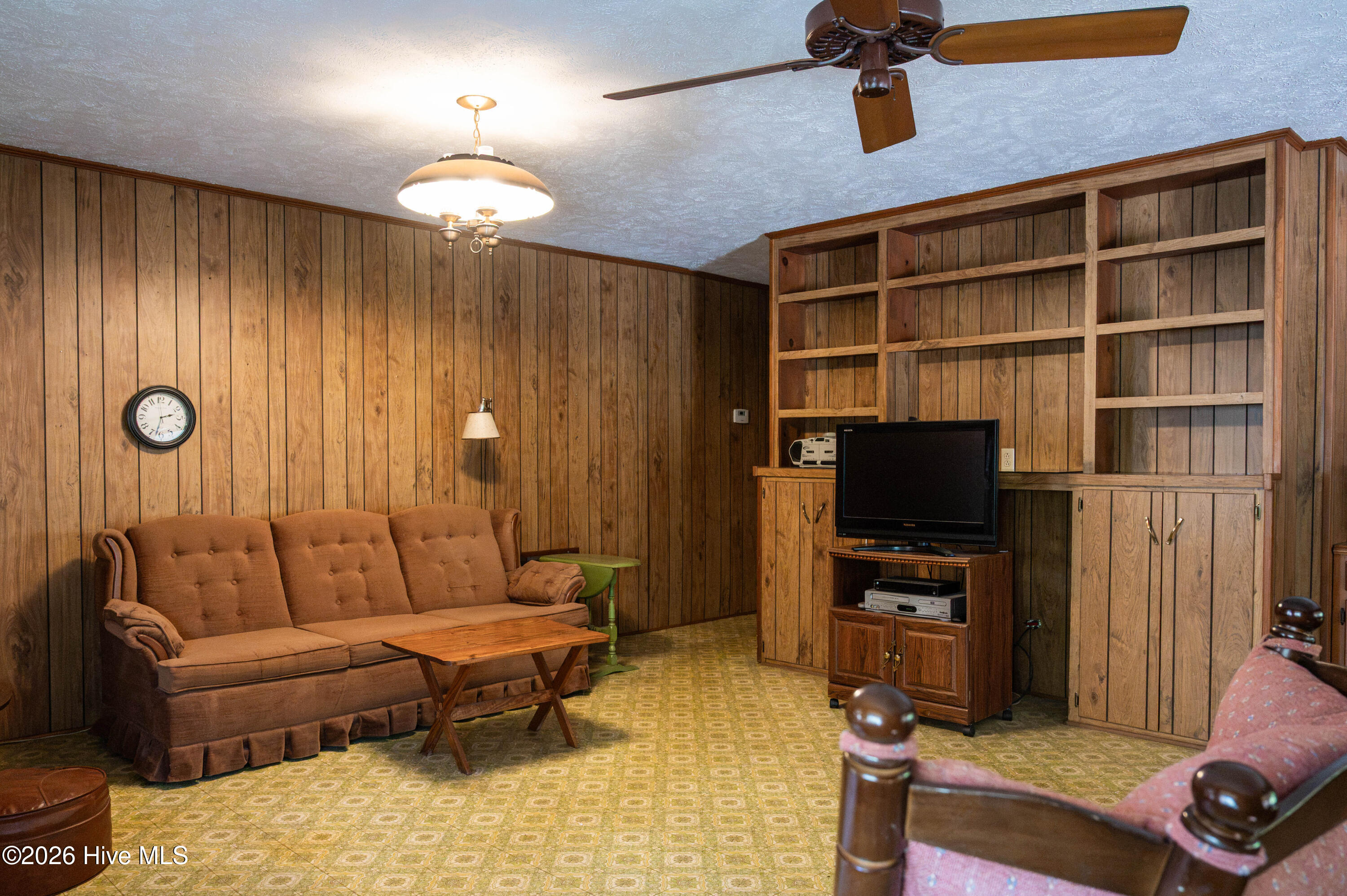 734 Cumberland Circle Property Photo 17