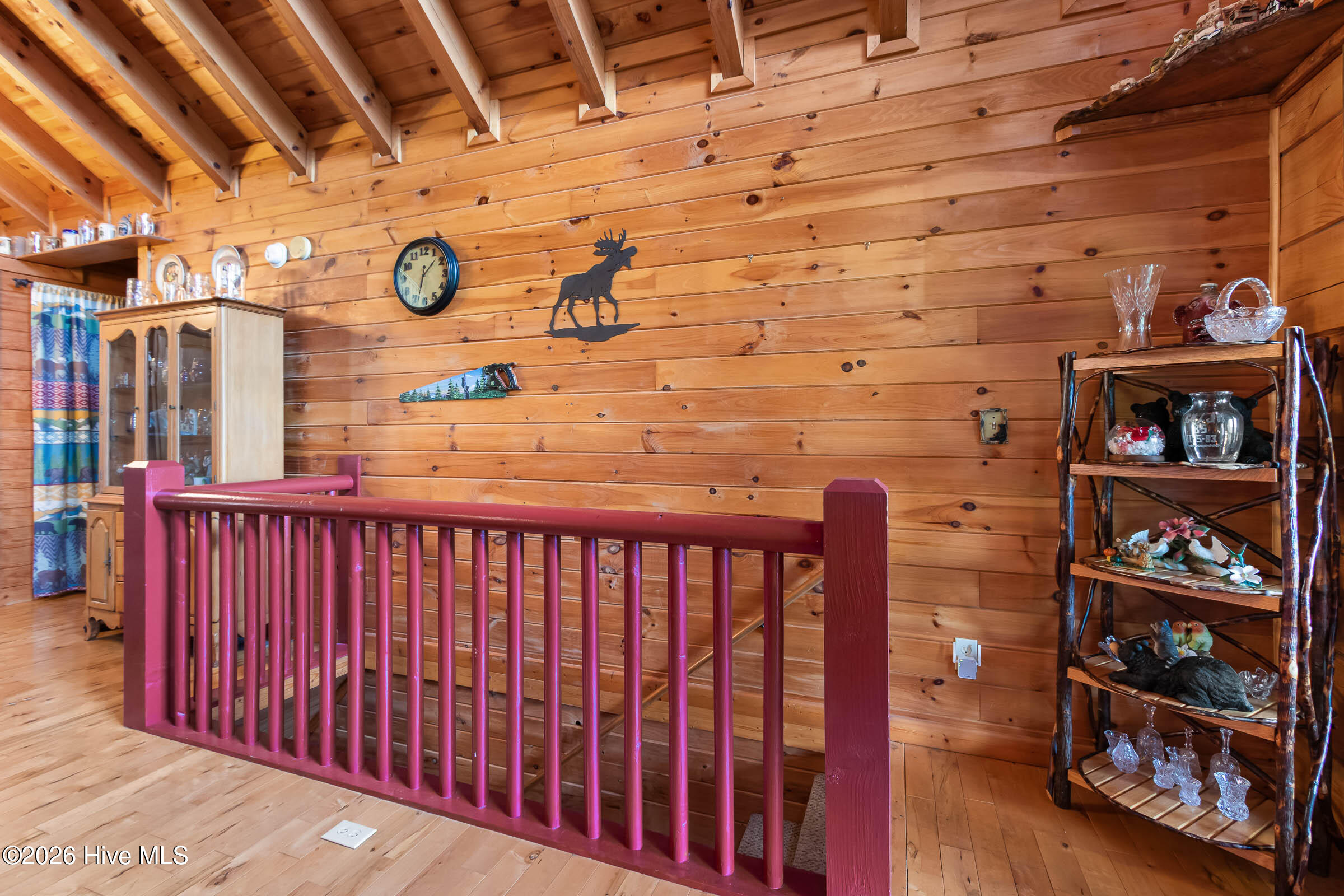 1608 Cardinal Road Property Photo 45