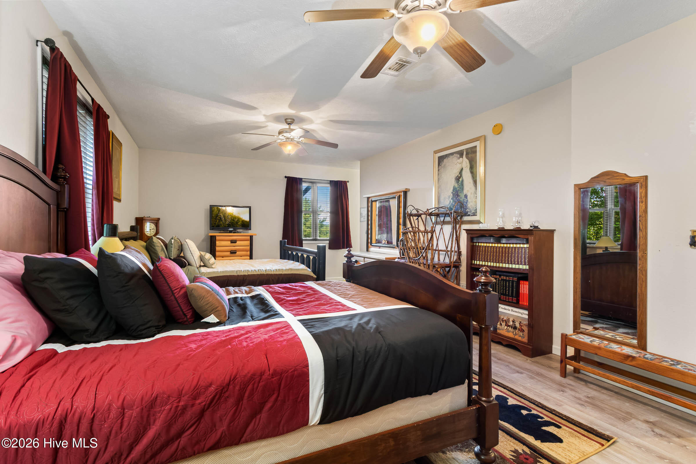 1608 Cardinal Road Property Photo 47