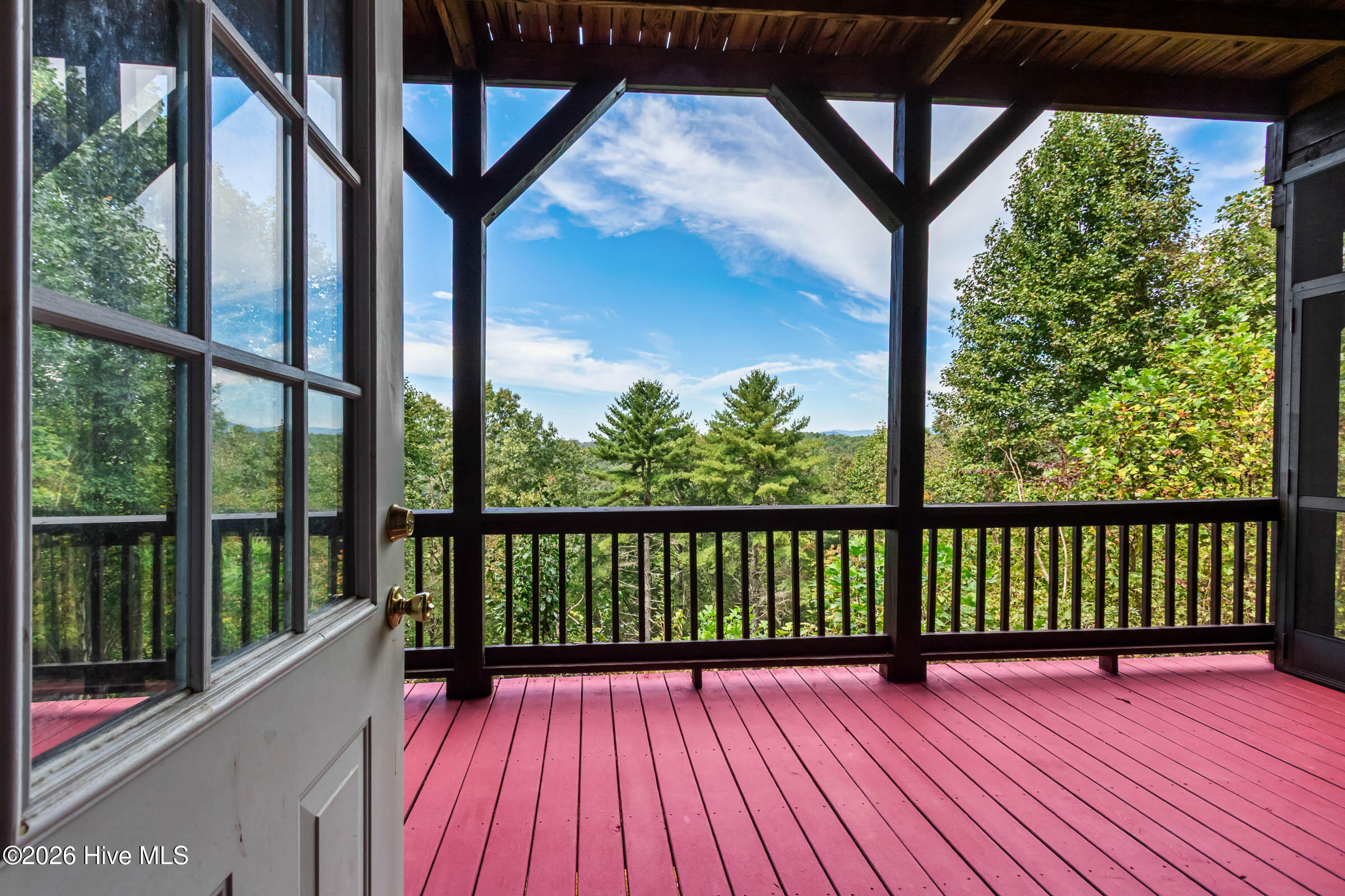 1608 Cardinal Road Property Photo 53