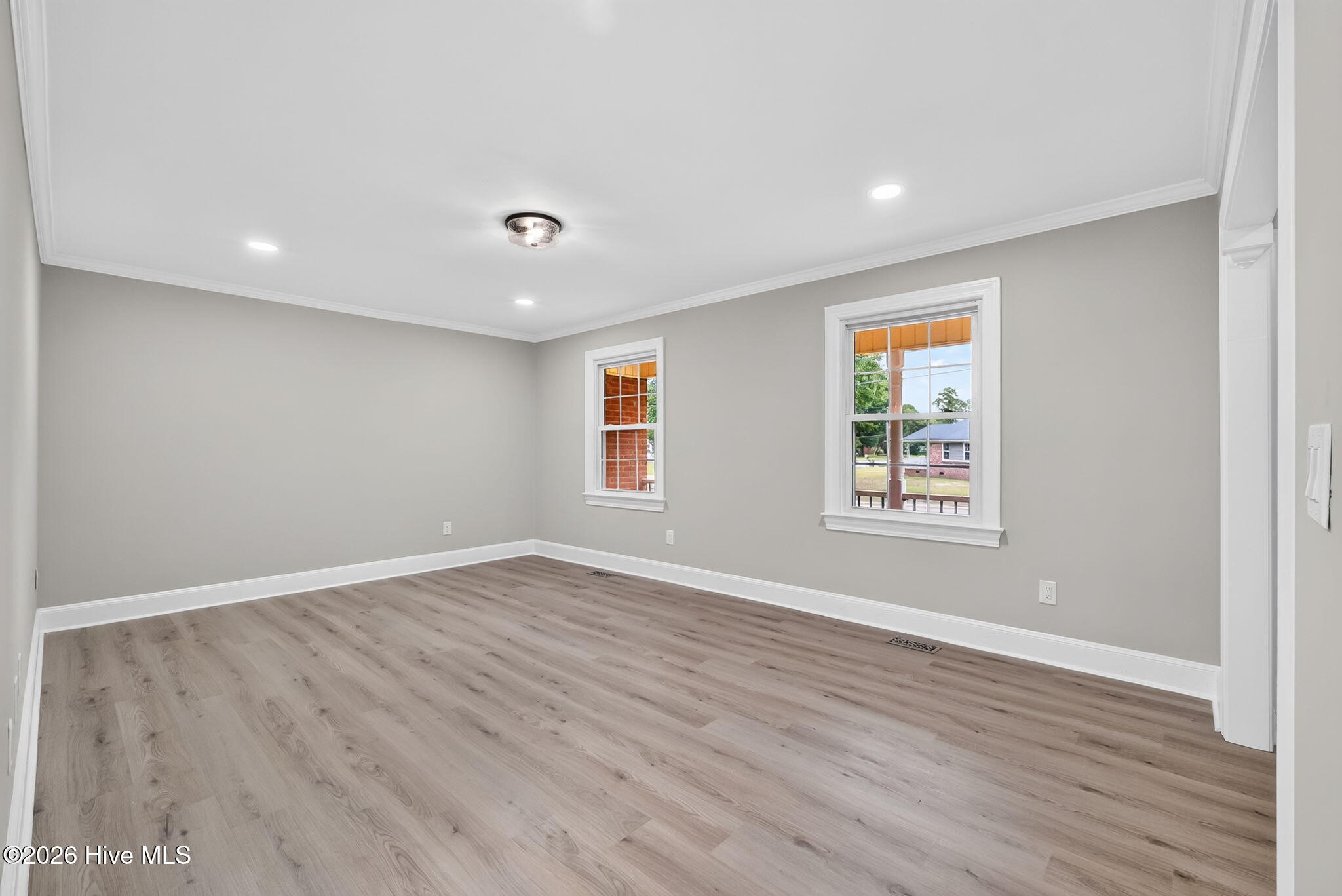100 Ashton Drive Property Photo 1