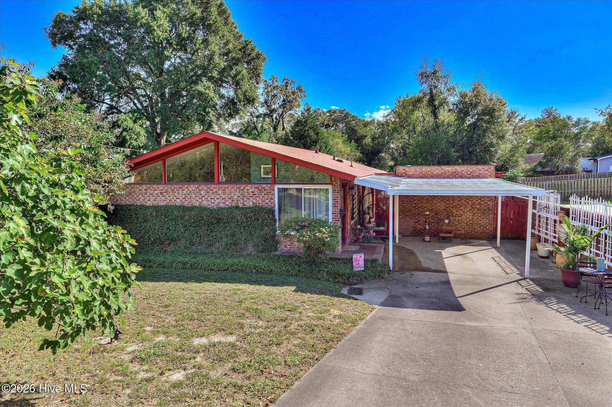 2132 Holt Street Property Photo 17