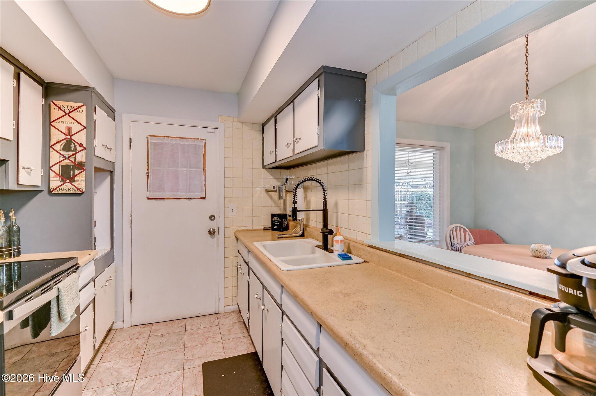 2132 Holt Street Property Photo 21