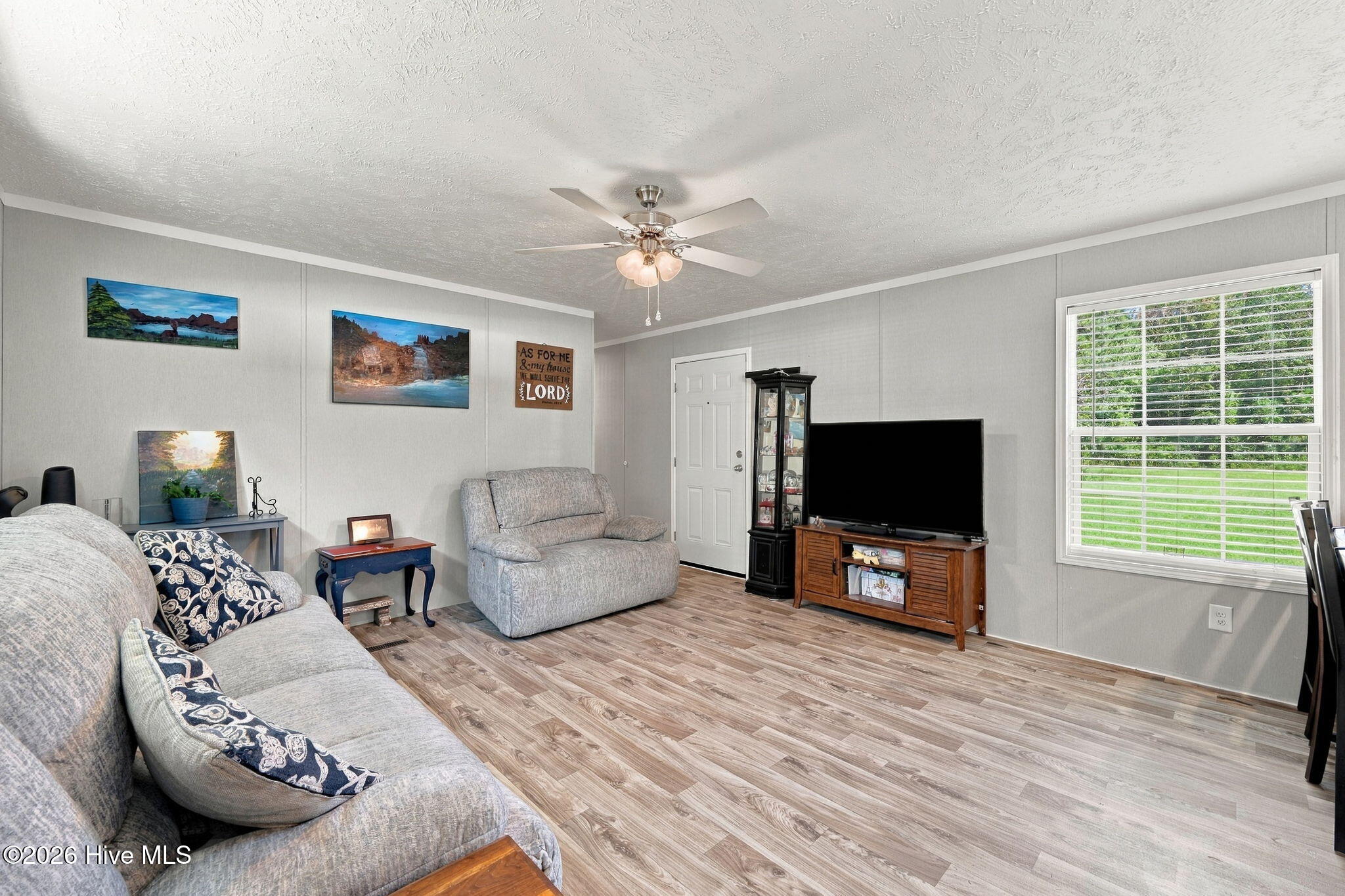 313 Henderson Road Property Photo 12