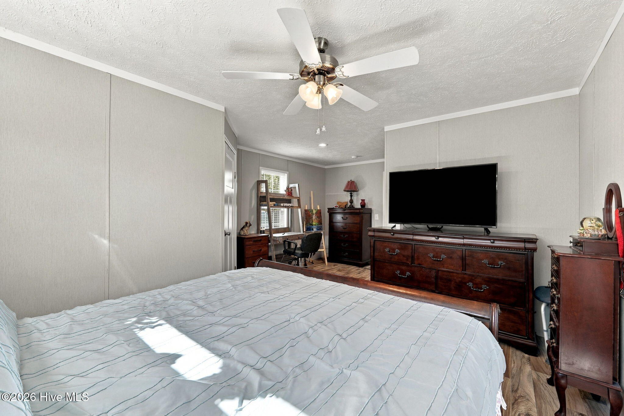 313 Henderson Road Property Photo 14