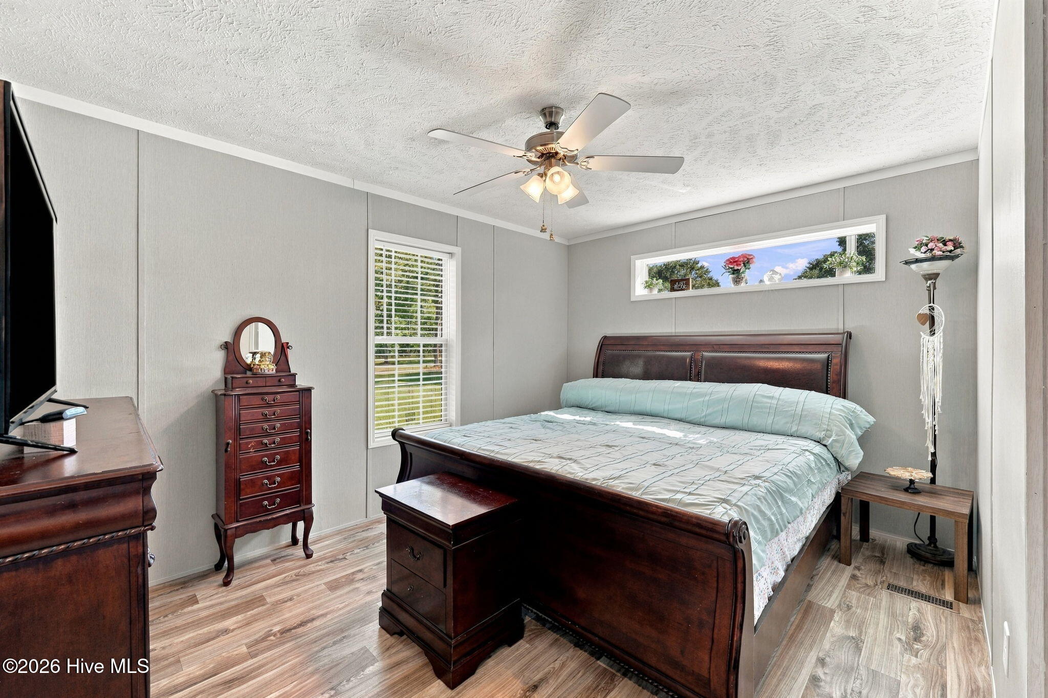313 Henderson Road Property Photo 15