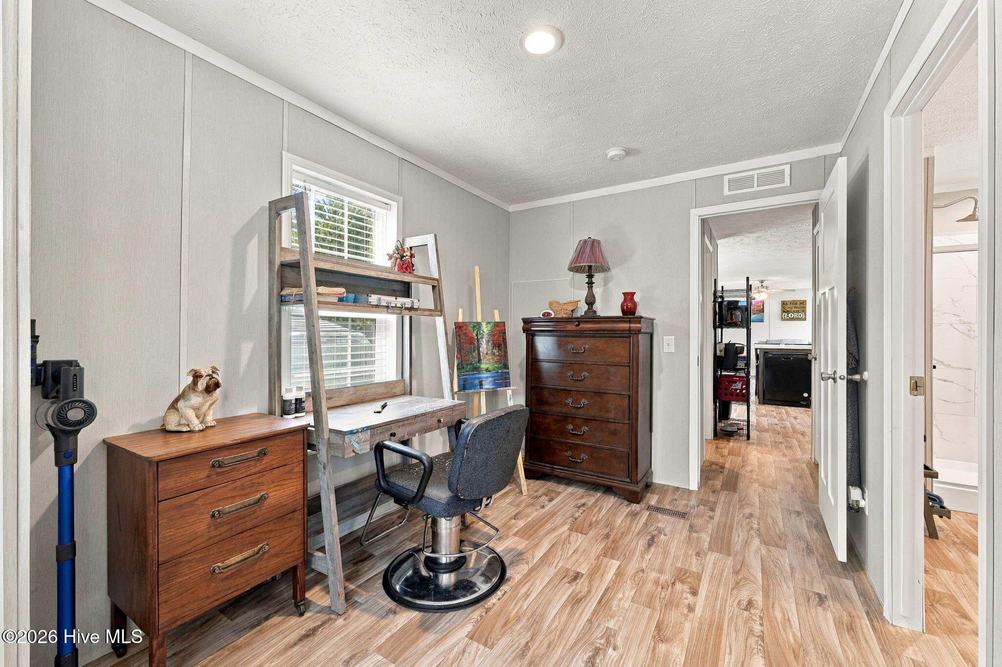 313 Henderson Road Property Photo 17
