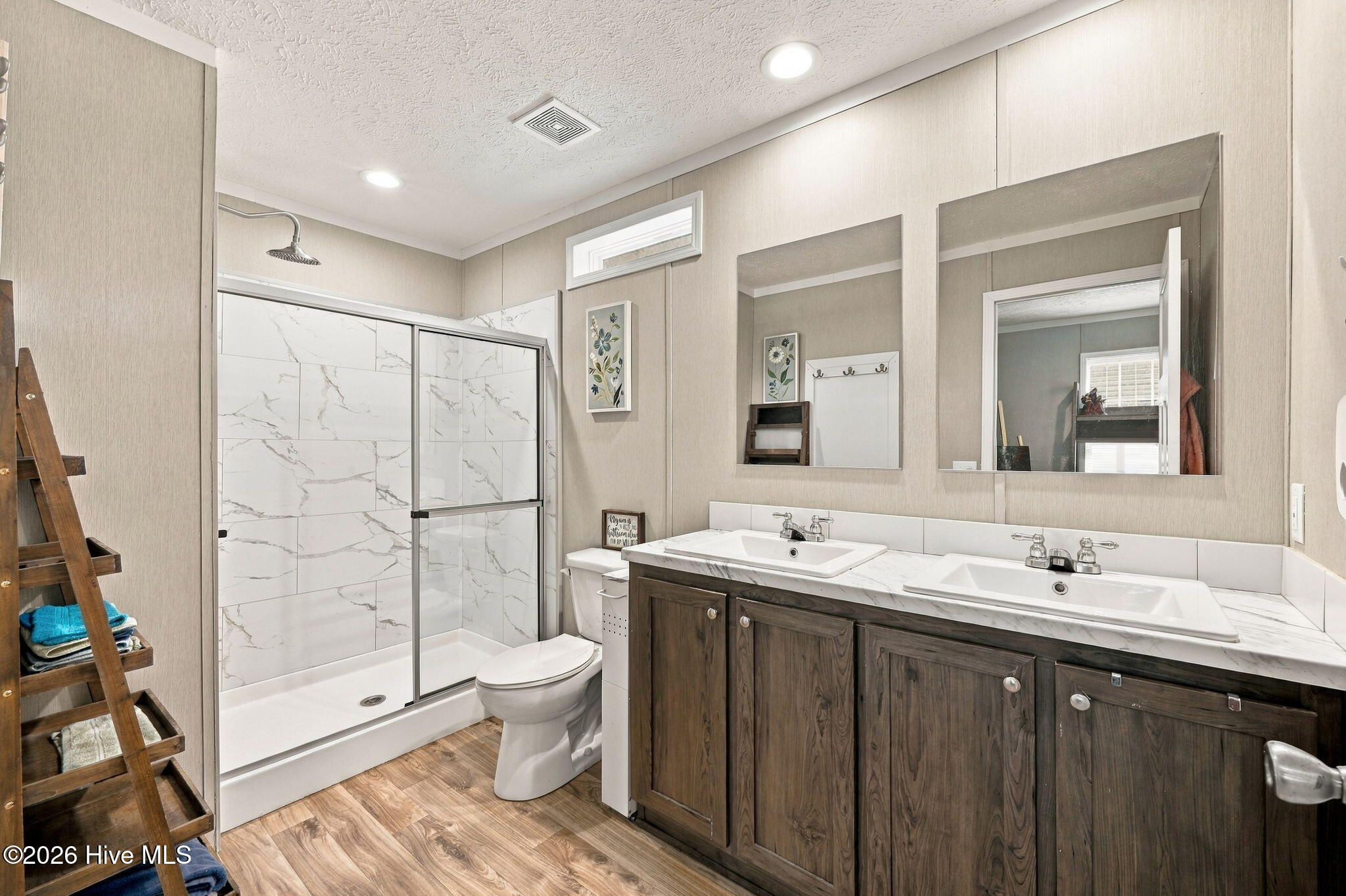 313 Henderson Road Property Photo 21