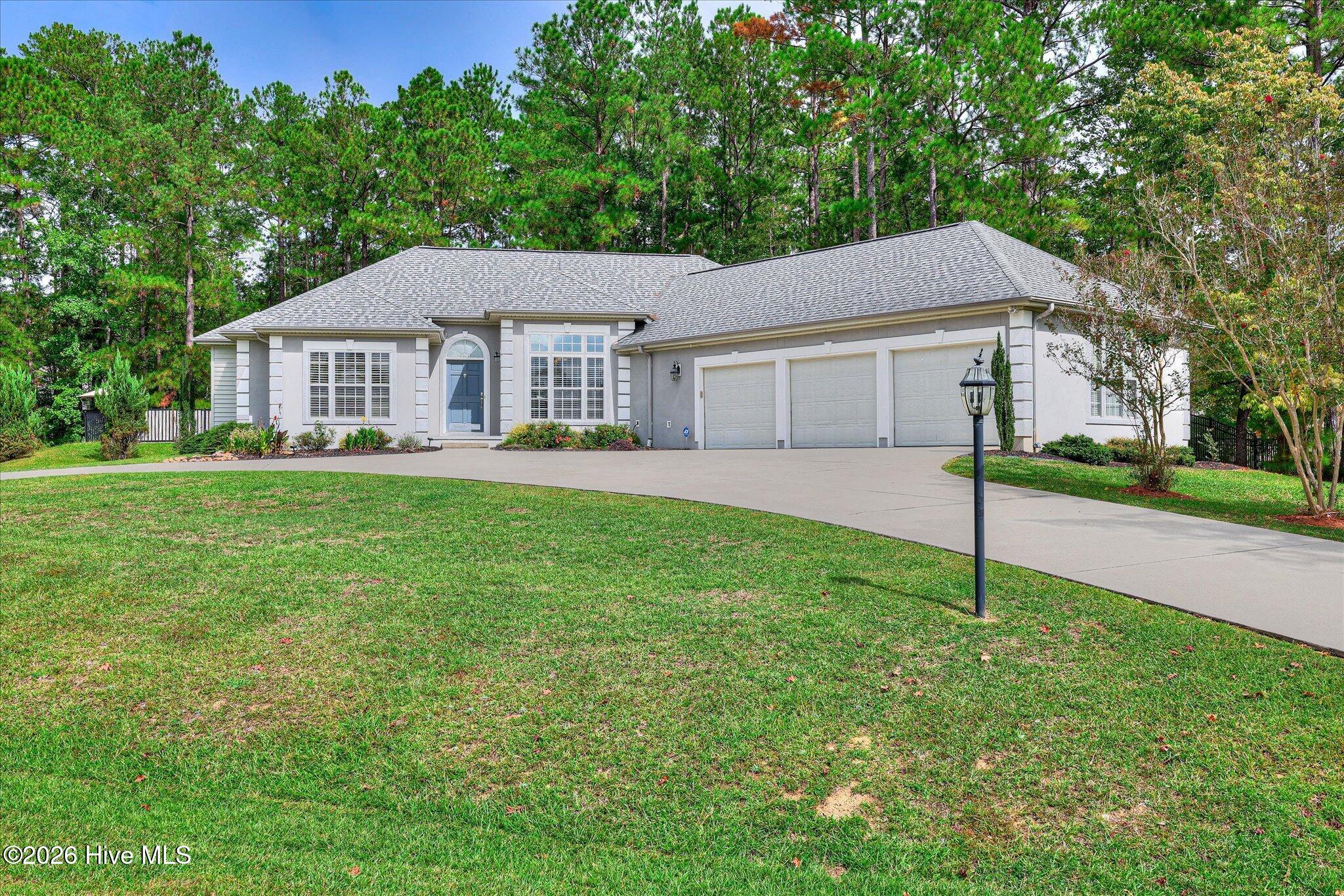 116 Laurens Drive Property Photo 1